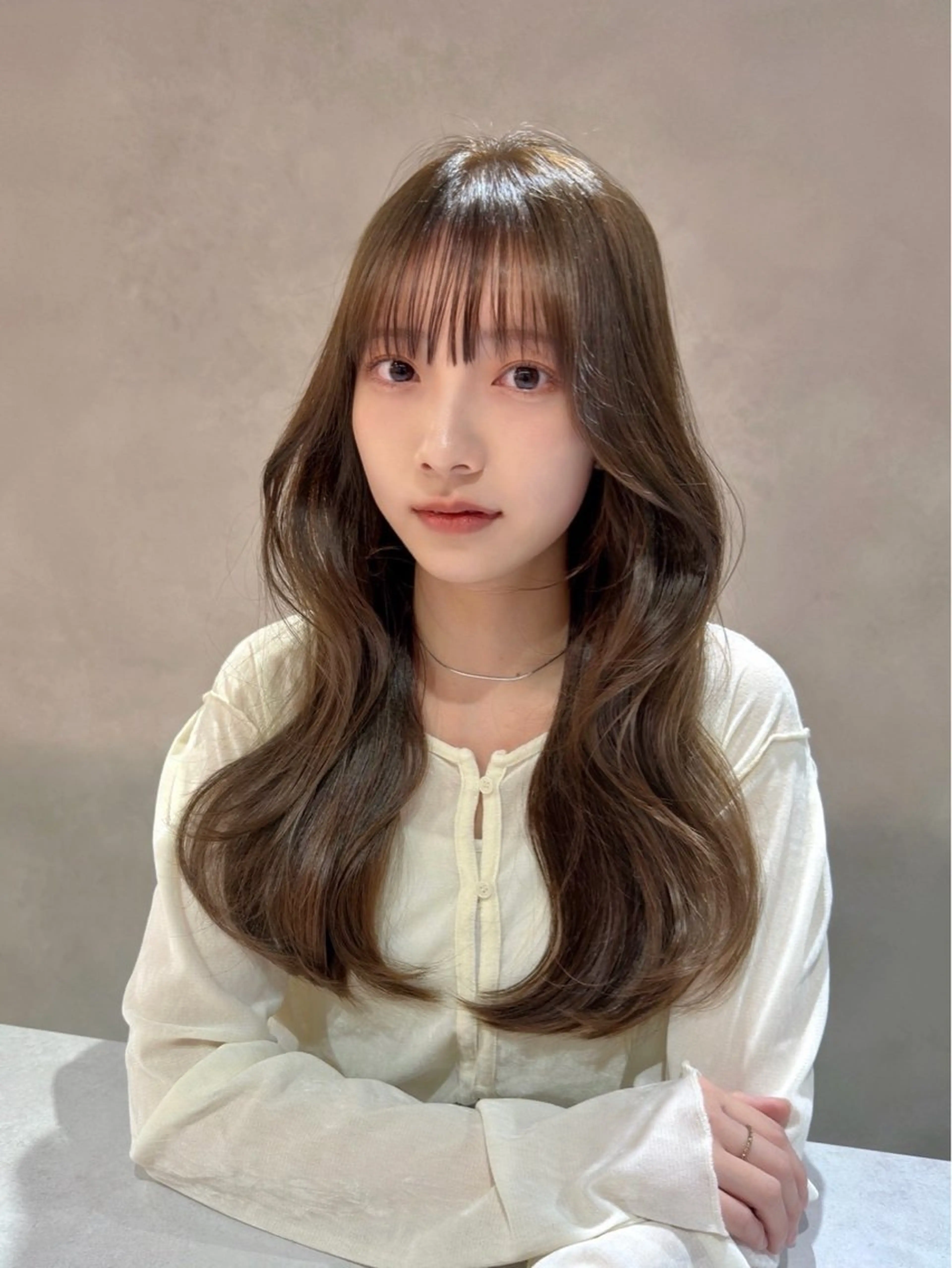 ミディアム 韓国風ヘア レイヤーカット 似合わせカット 森貝 洋亮のヘアスタイル