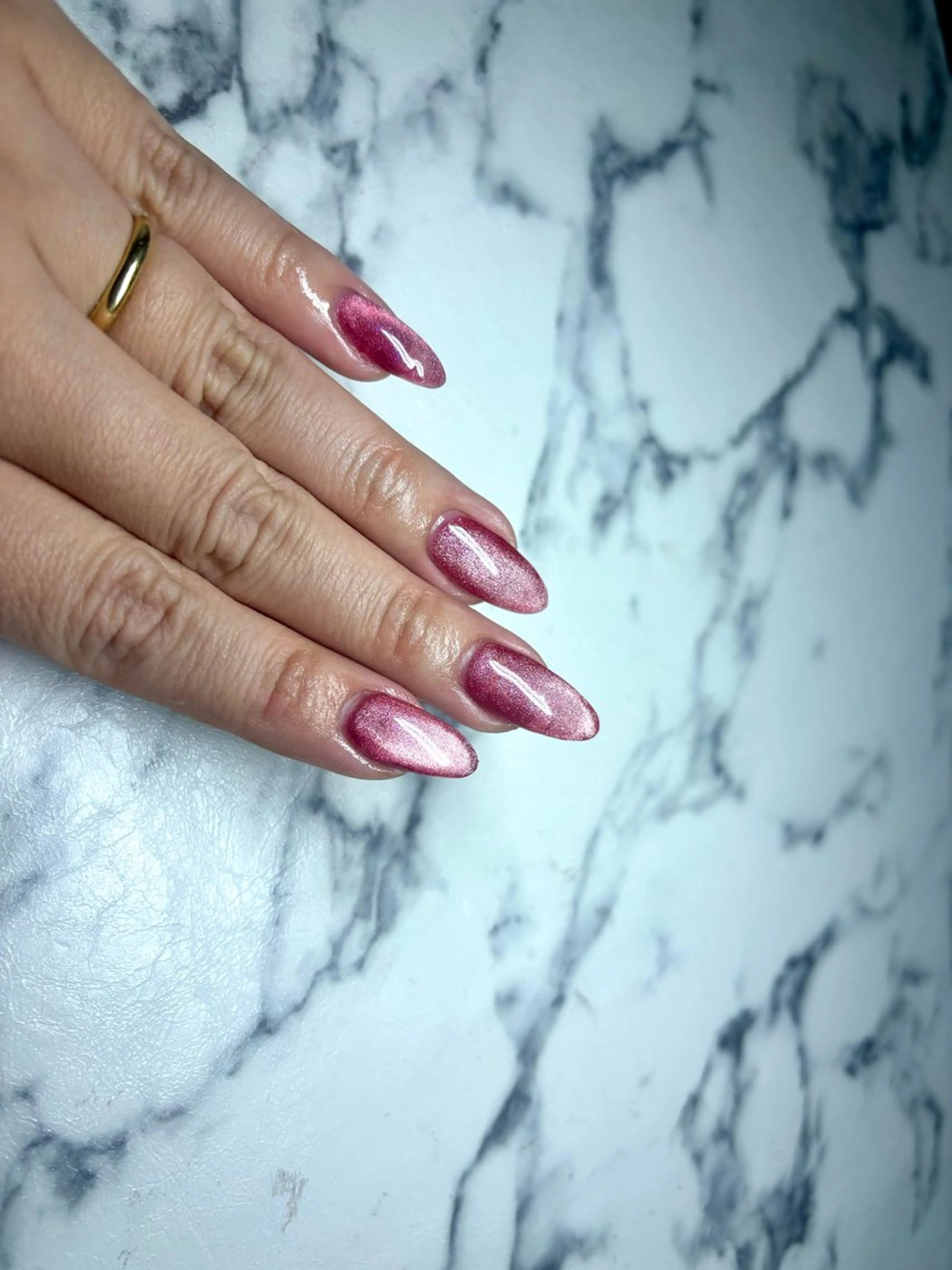 ネイル 長さ出し キラキラネイル 韓国ネイル マグネットネイル 持ち込み mimimi nail所属・I. MITSUKIのネイルデザイン