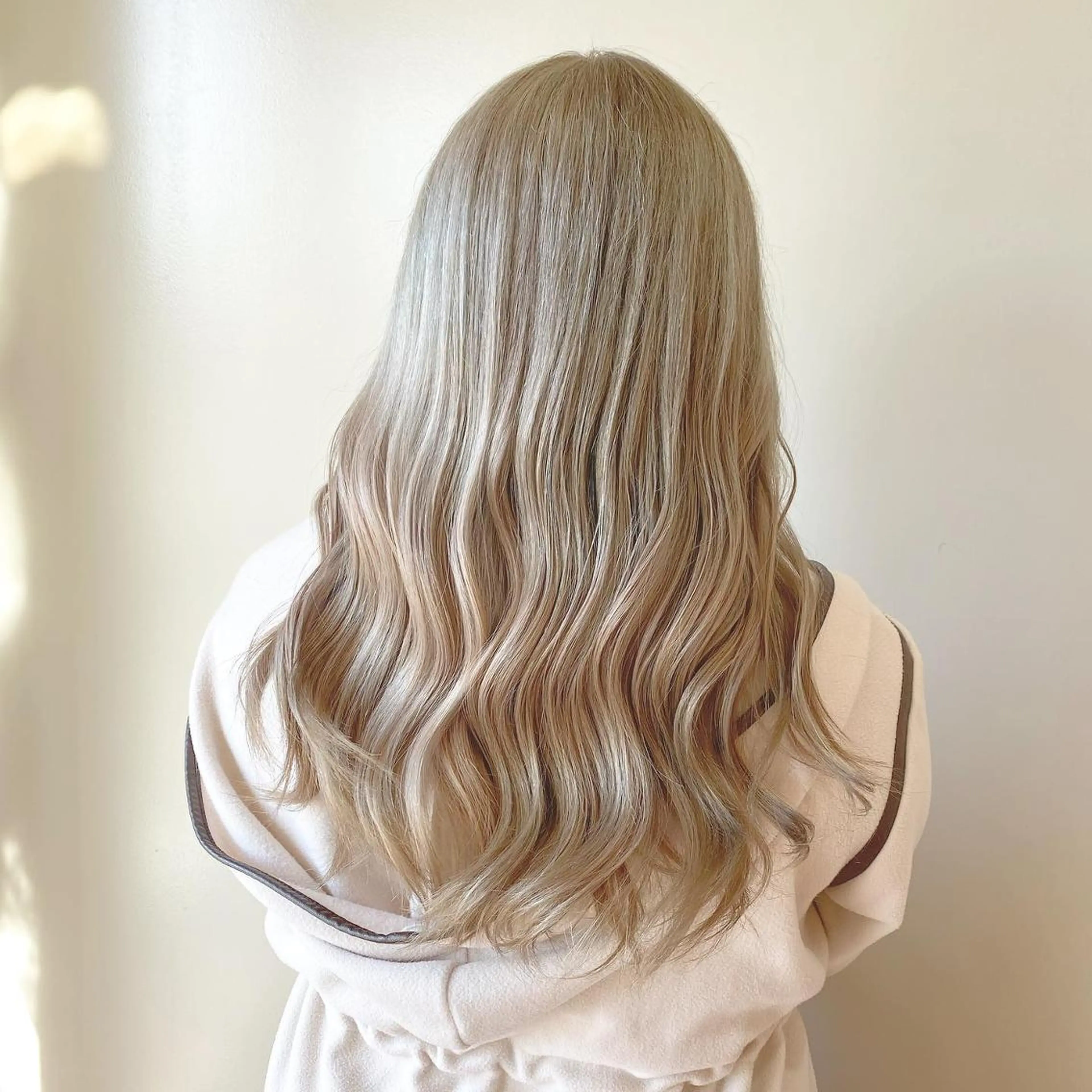 ミディアム ミディアムパーマ クリスマス Shikota Nagisaのマツエク・マツパデザイン