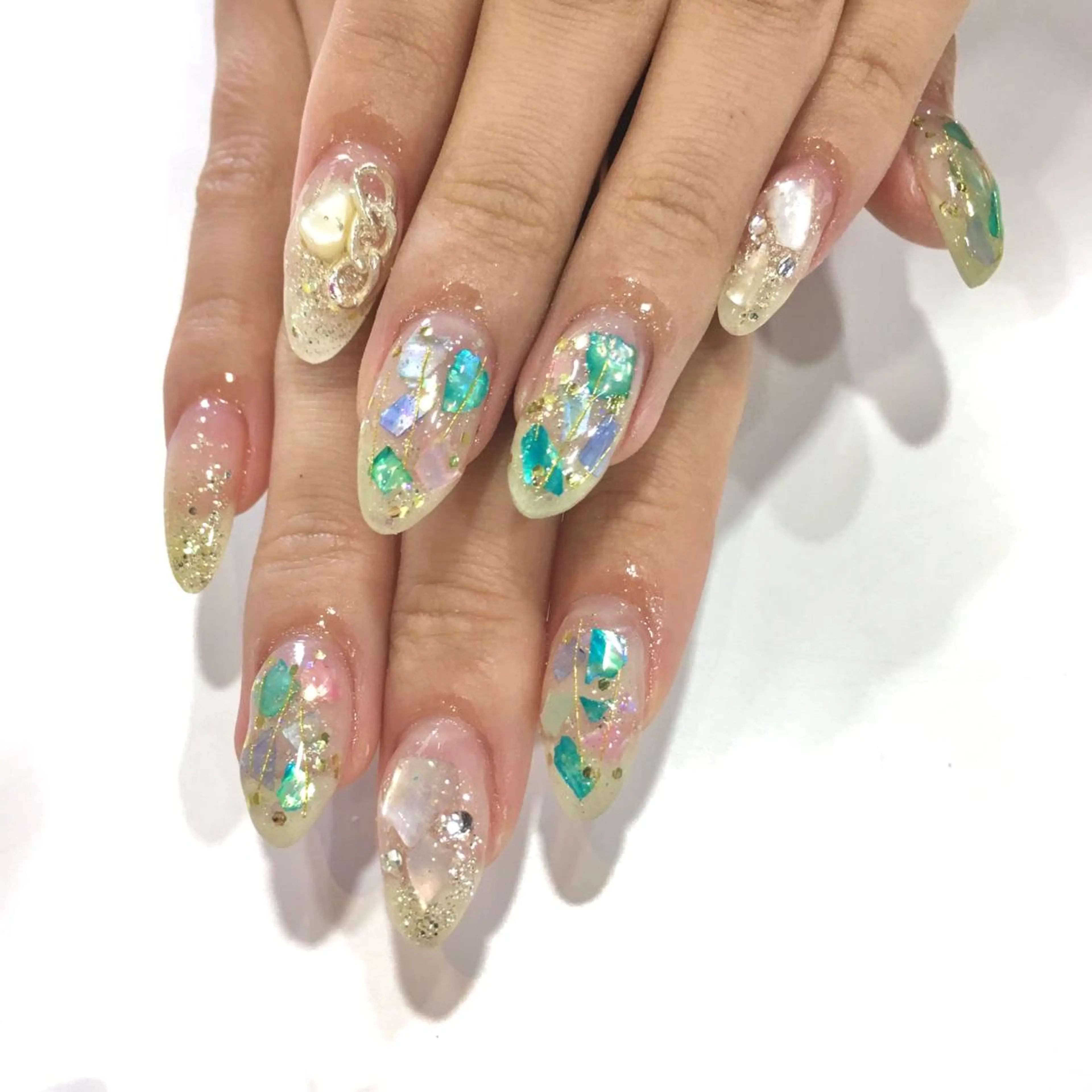 ネイル Allure小山店 Maiのネイルデザイン