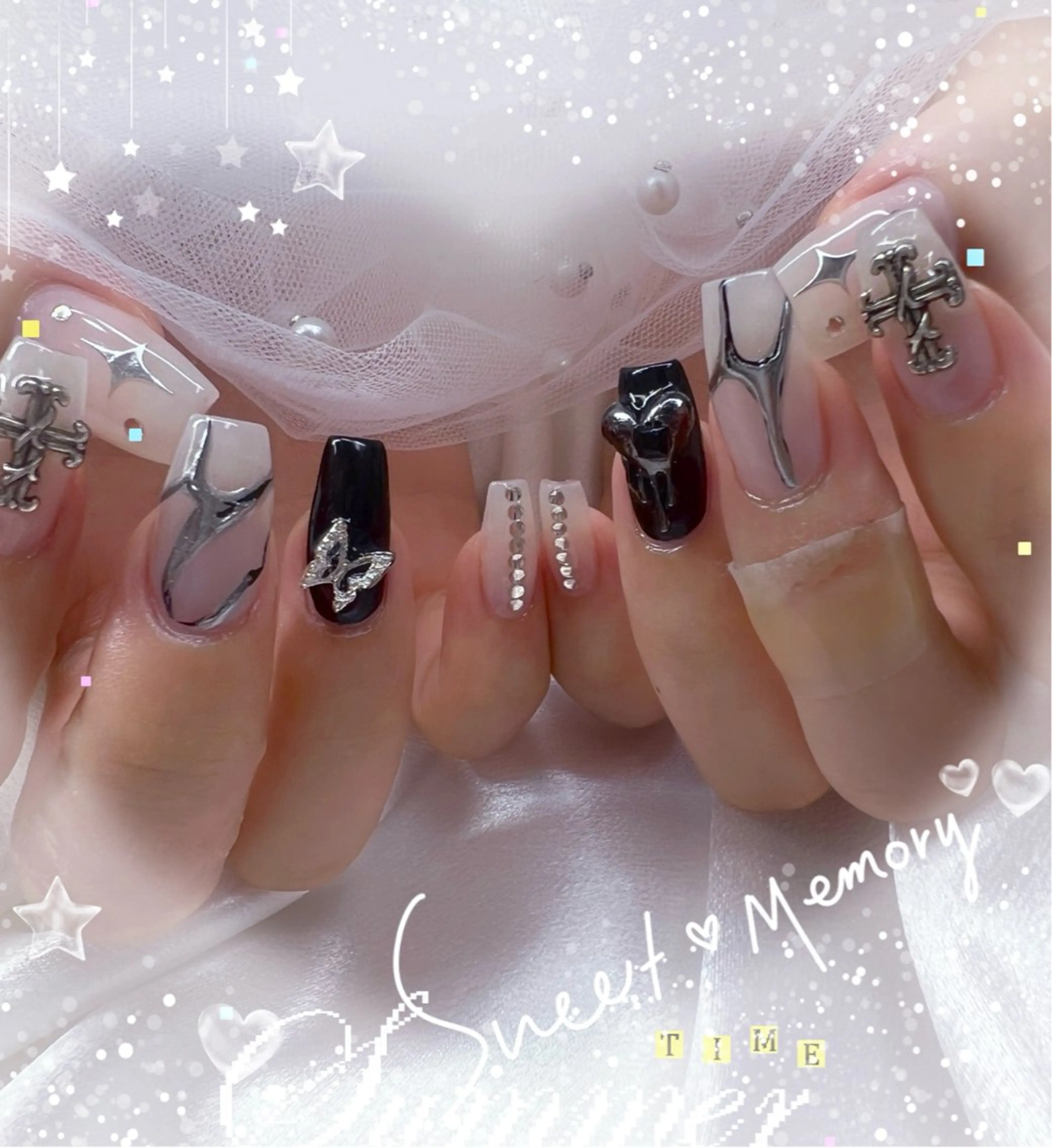 ネイル チークネイル フレンチネイル ガーリー ガラスフレンチ グラデーション ハンドネイル ハンドケア Chill Nailsalonのネイルデザイン