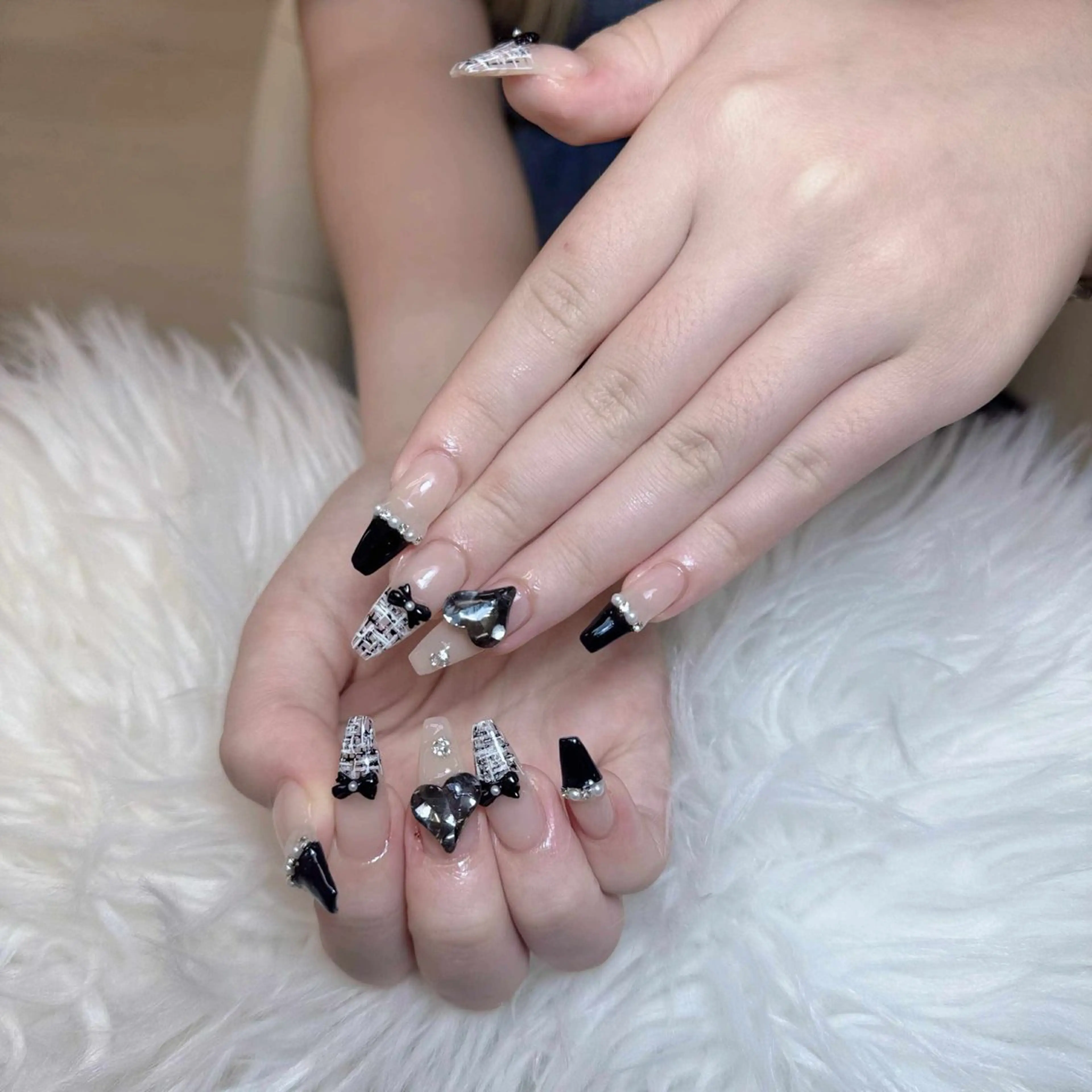 ネイル ハンドネイル ハンドケア Anh Nail 歌舞伎町のネイルデザイン