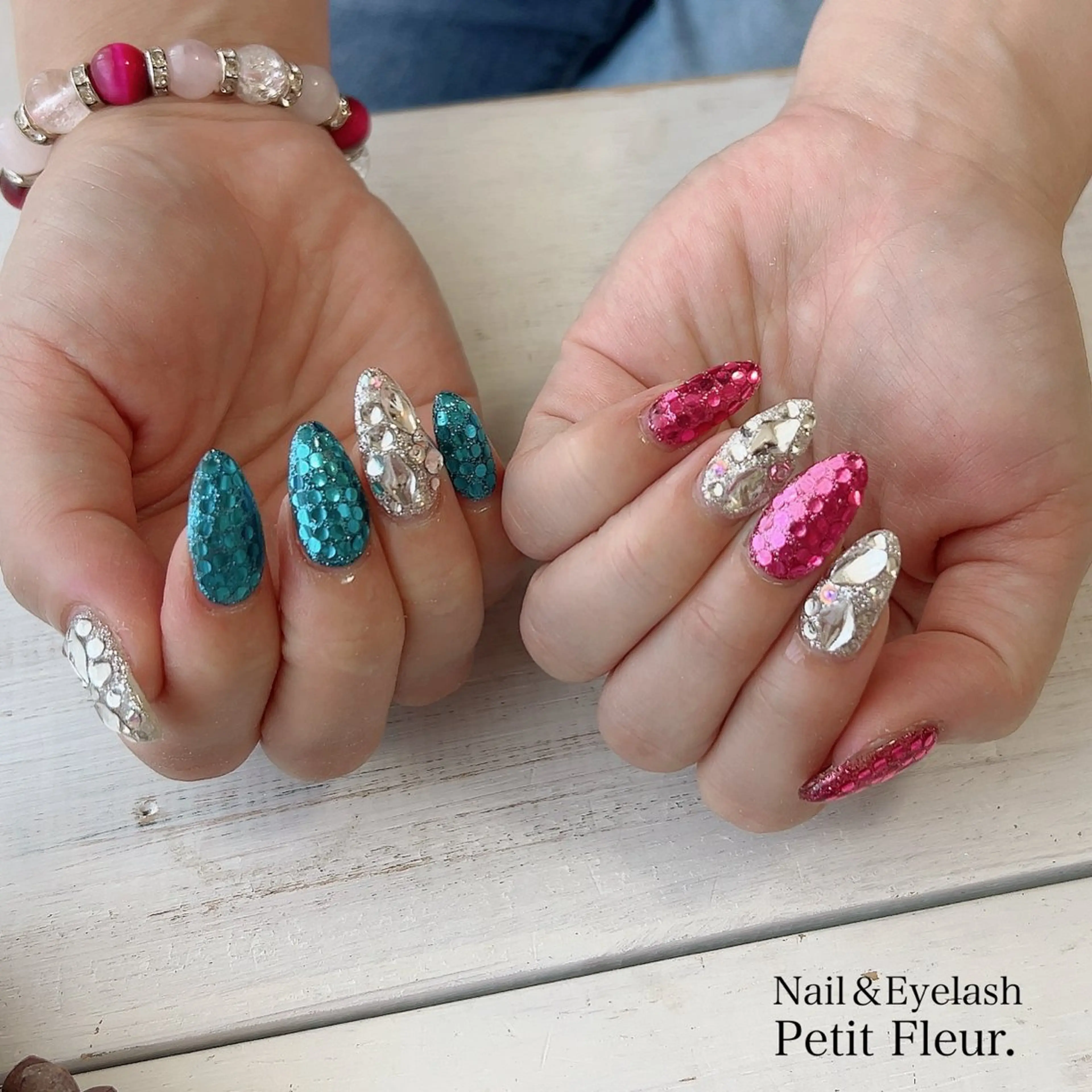 ネイル Petit Fleur所属・青柳 亜梨奈のマツエク・マツパデザイン