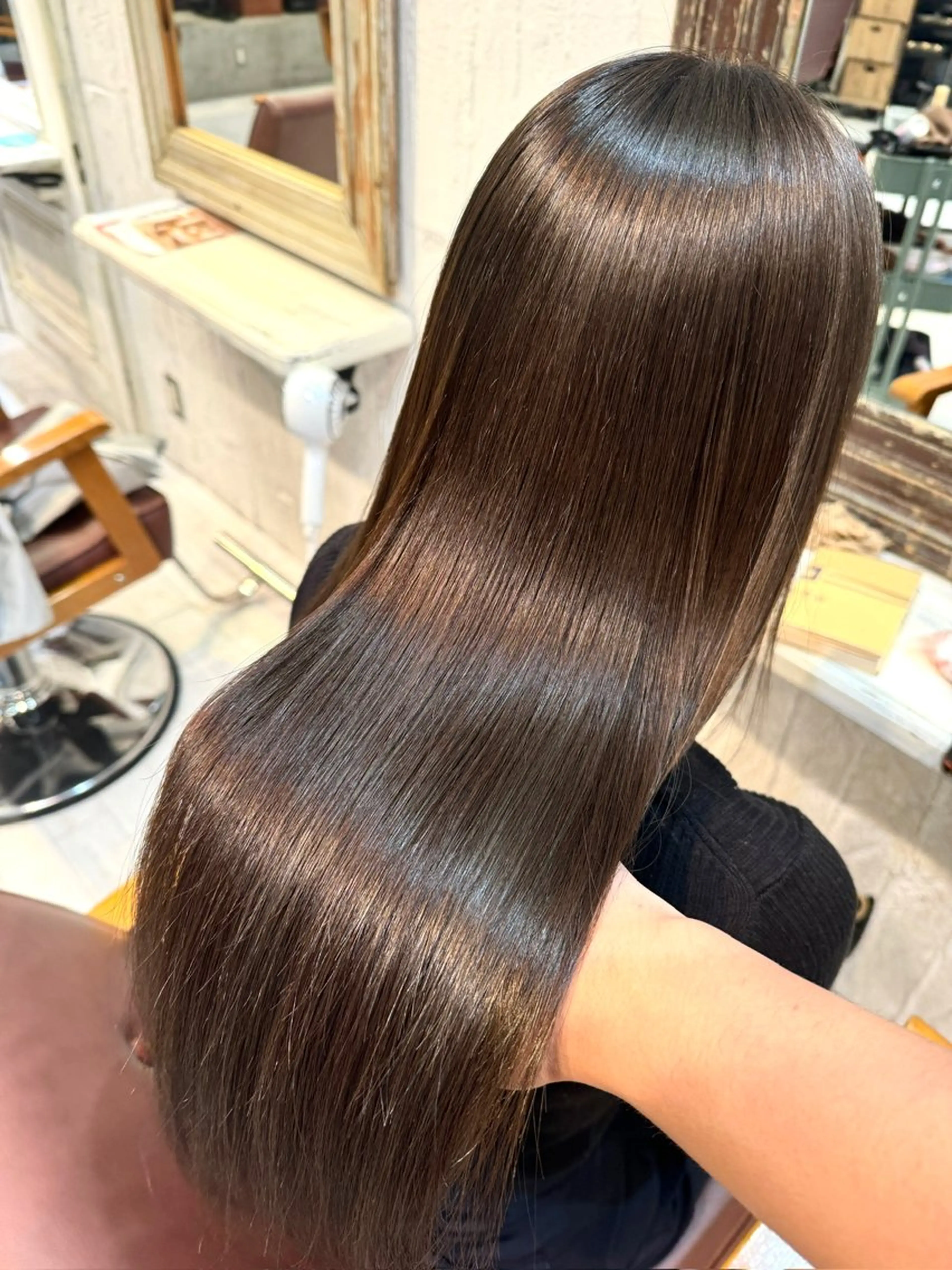 セミロング ヘアカラー 縮毛矯正 トリートメント F Beauty表参道所属・髪質改善/縮毛矯正/ 酸性ストレート/ガブのヘアスタイル