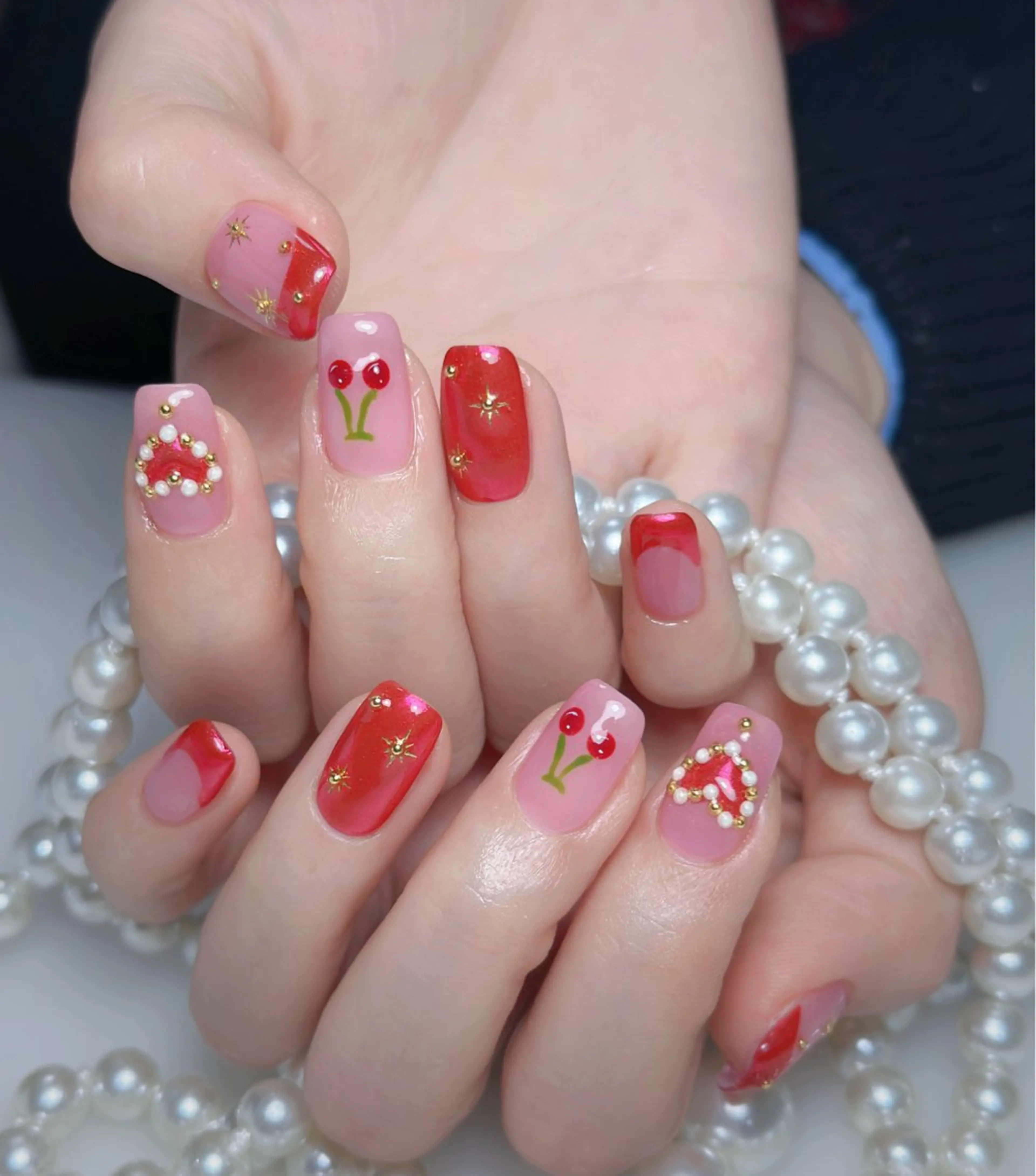 ネイル オーロラネイル 長さ出し フットネイル 韓国ネイル ラメ(グリッター) ハンドネイル 👍thumbs up nail👍のネイルデザイン