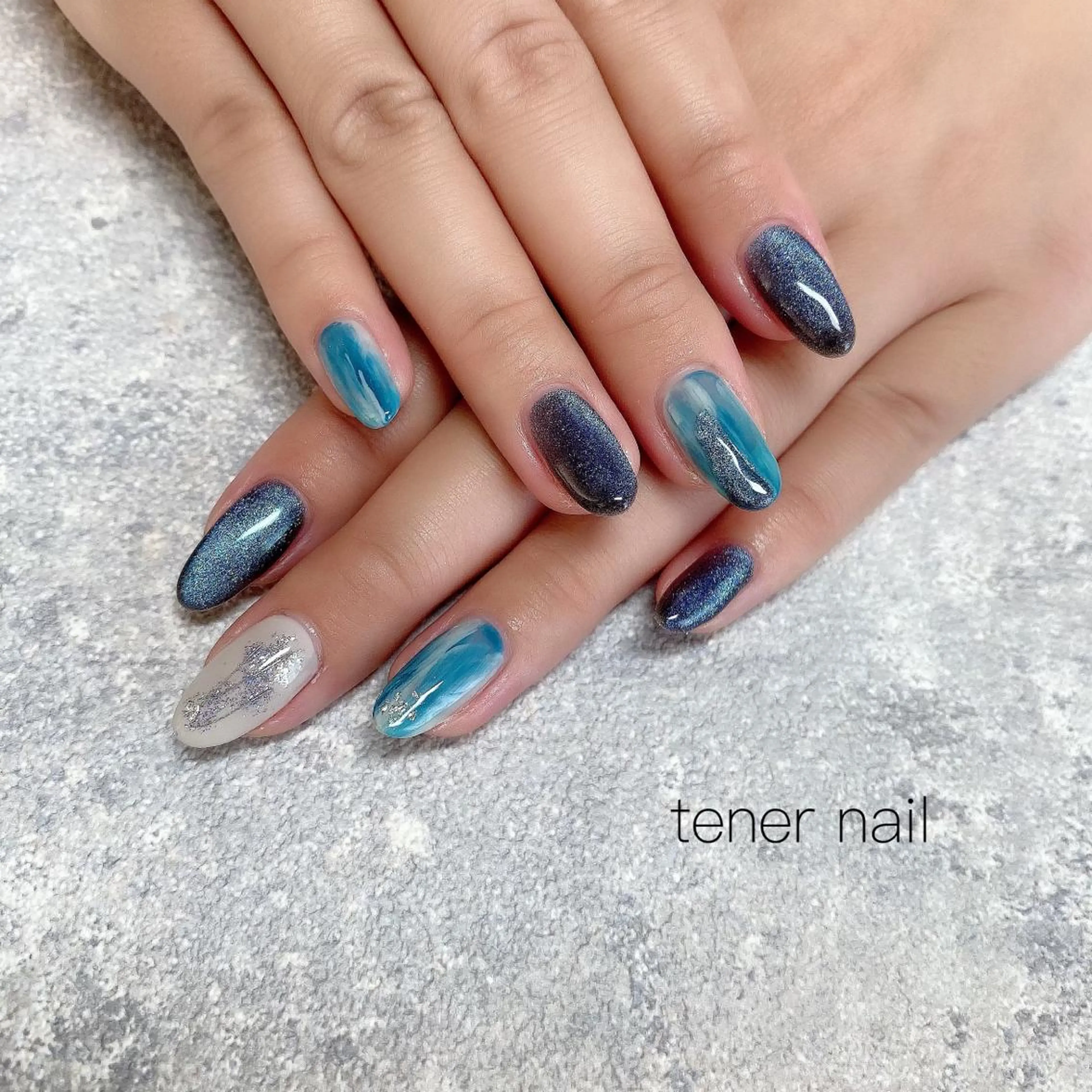 ネイル ブルー マグネットネイル ニュアンスネイル tener  nail  テネルネイル所属・テネルネイル tener nailのネイルデザイン