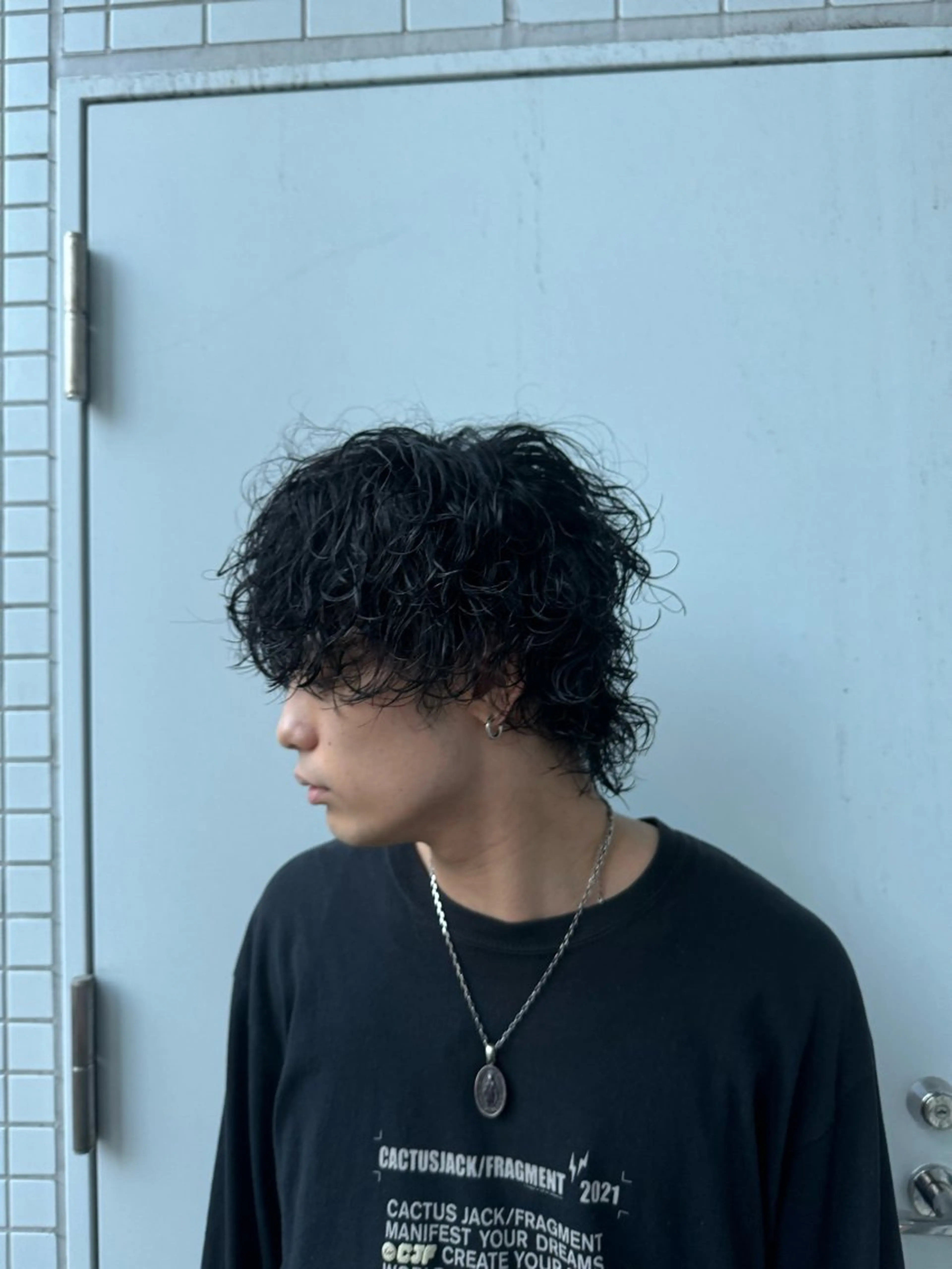 ショート パーマ メンズ メンズパーマ メンズ特化/ センターパート/八谷のヘアスタイル