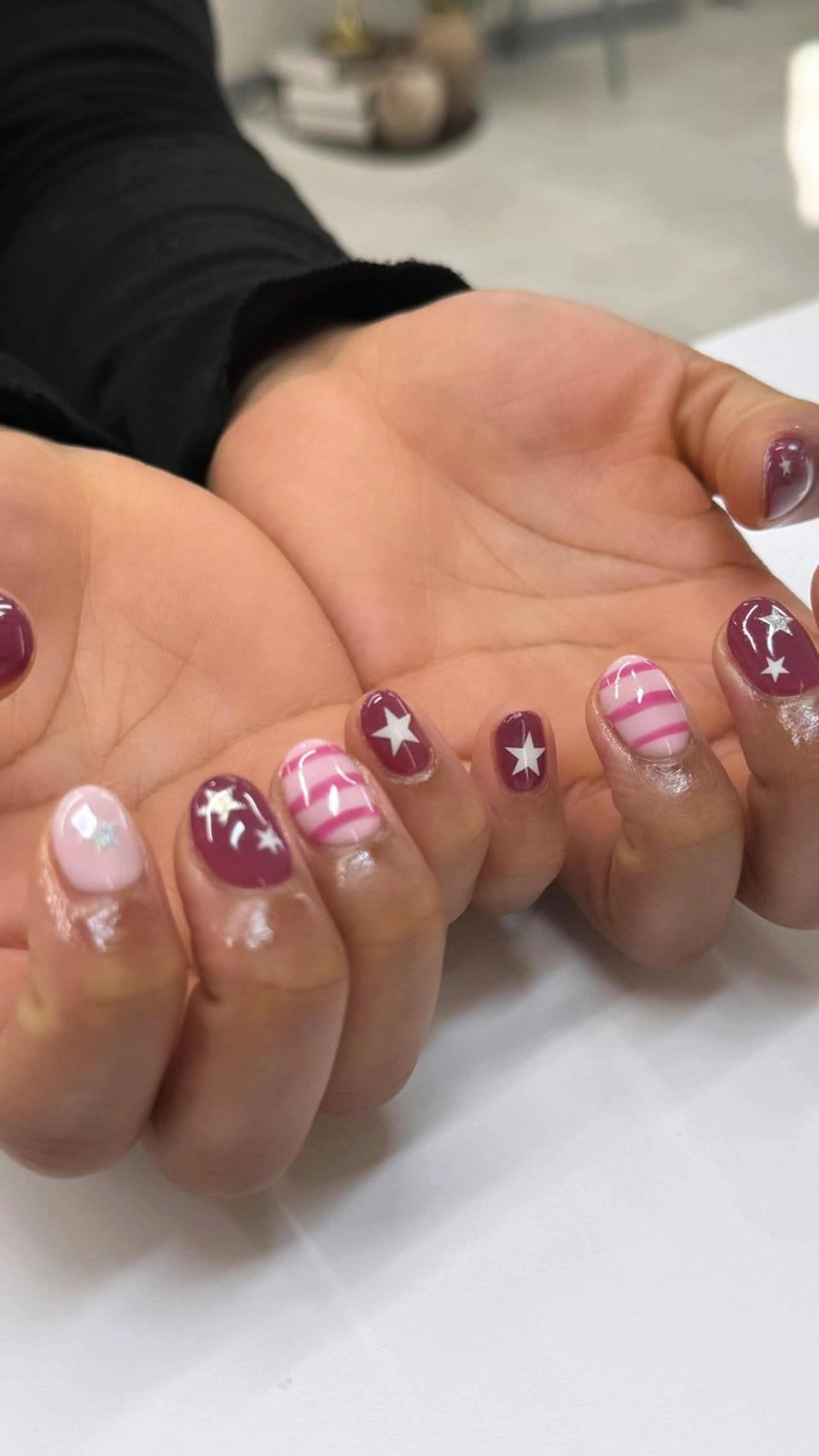 ネイル アートネイル ボーダー 五百路 蛍来のネイルデザイン