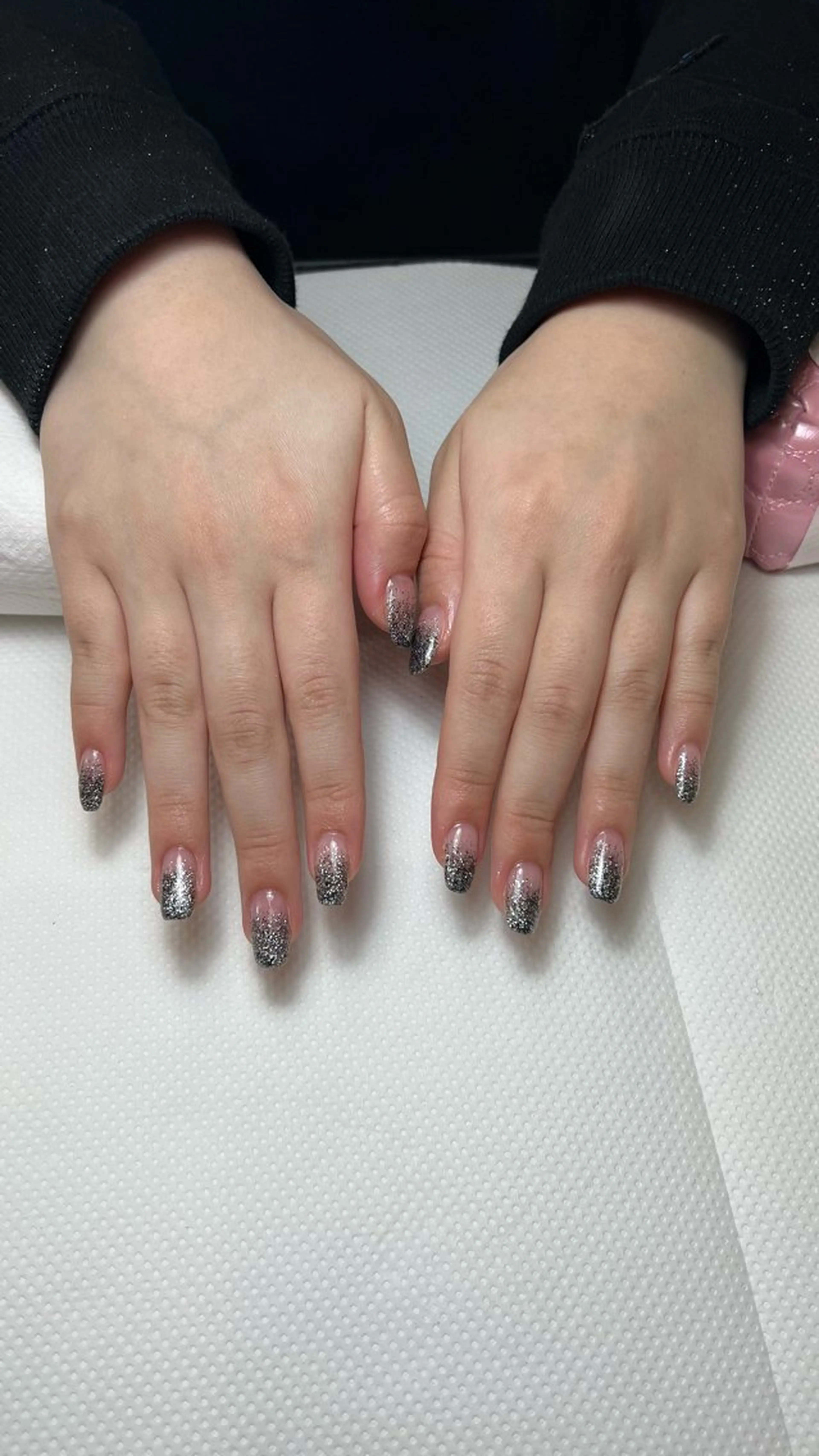 ネイル 名越 彩花のネイルデザイン