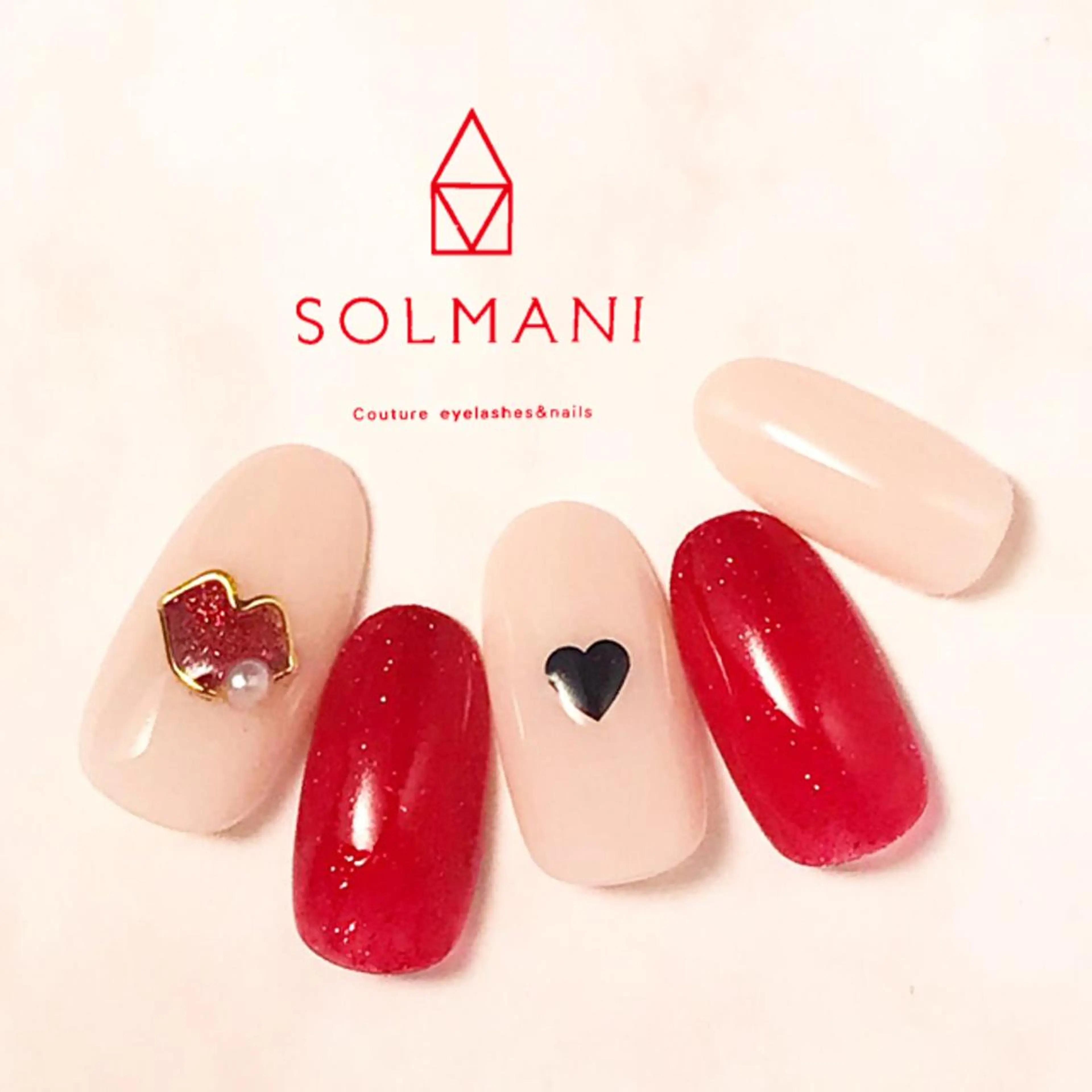 ネイル SOLMANI 予約担当のネイルデザイン