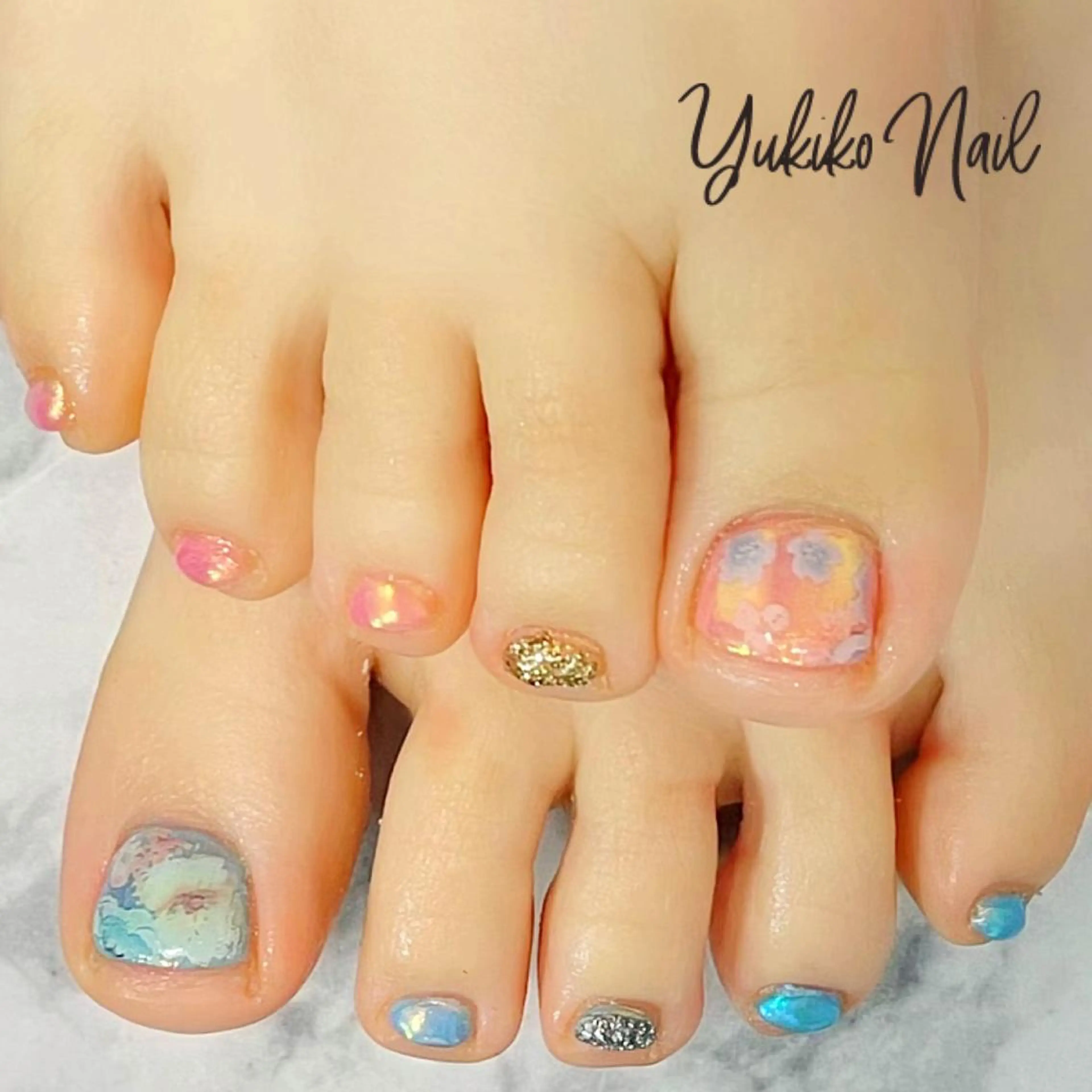 ネイル アートネイル オーロラネイル フットネイル 持ち込み ユキコ ネイルのネイルデザイン
