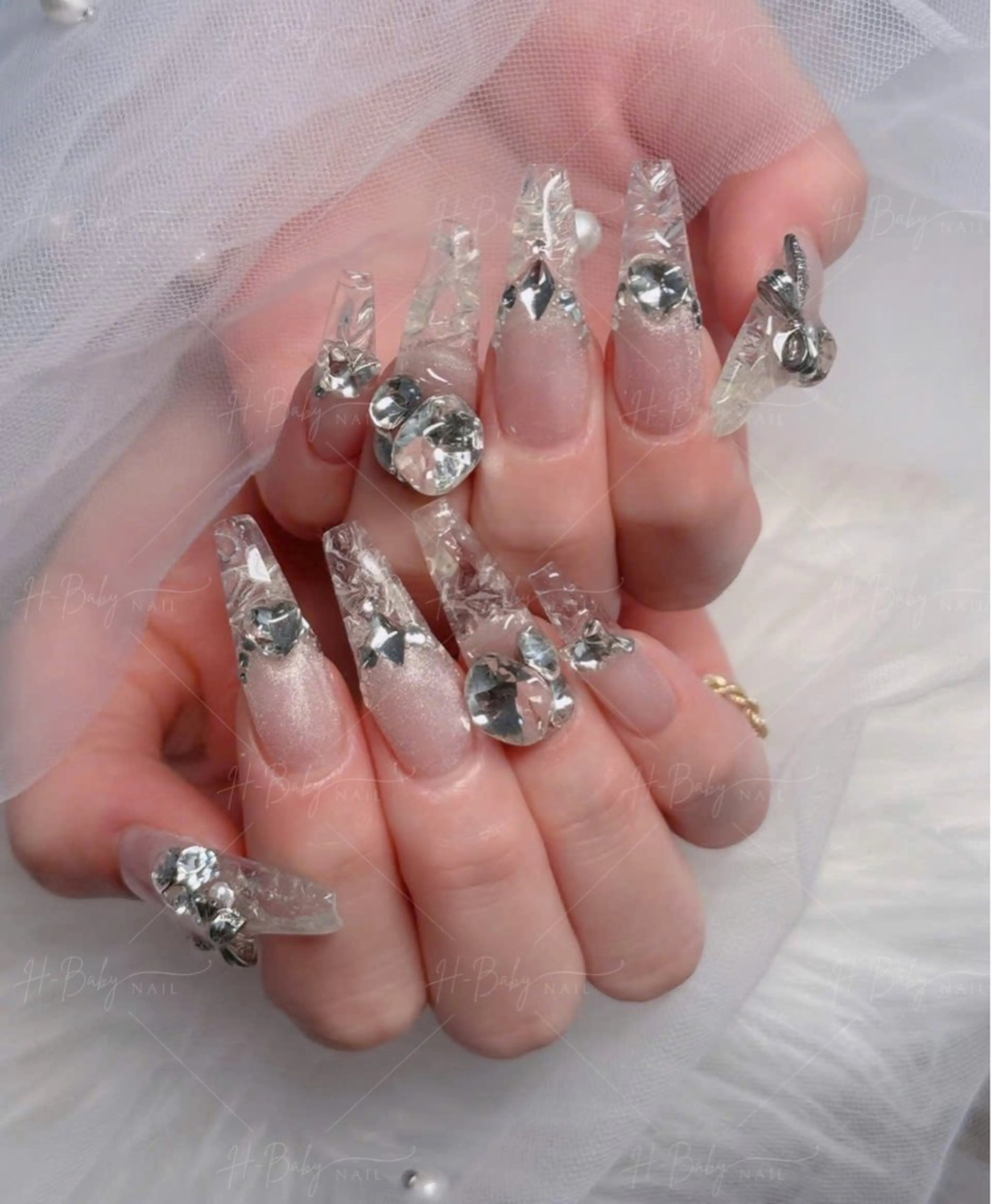 ネイル フレンチネイル ジェルネイル ハロウィン キラキラネイル 韓国ネイル ハンドネイル H.baby Nail Salonのネイルデザイン