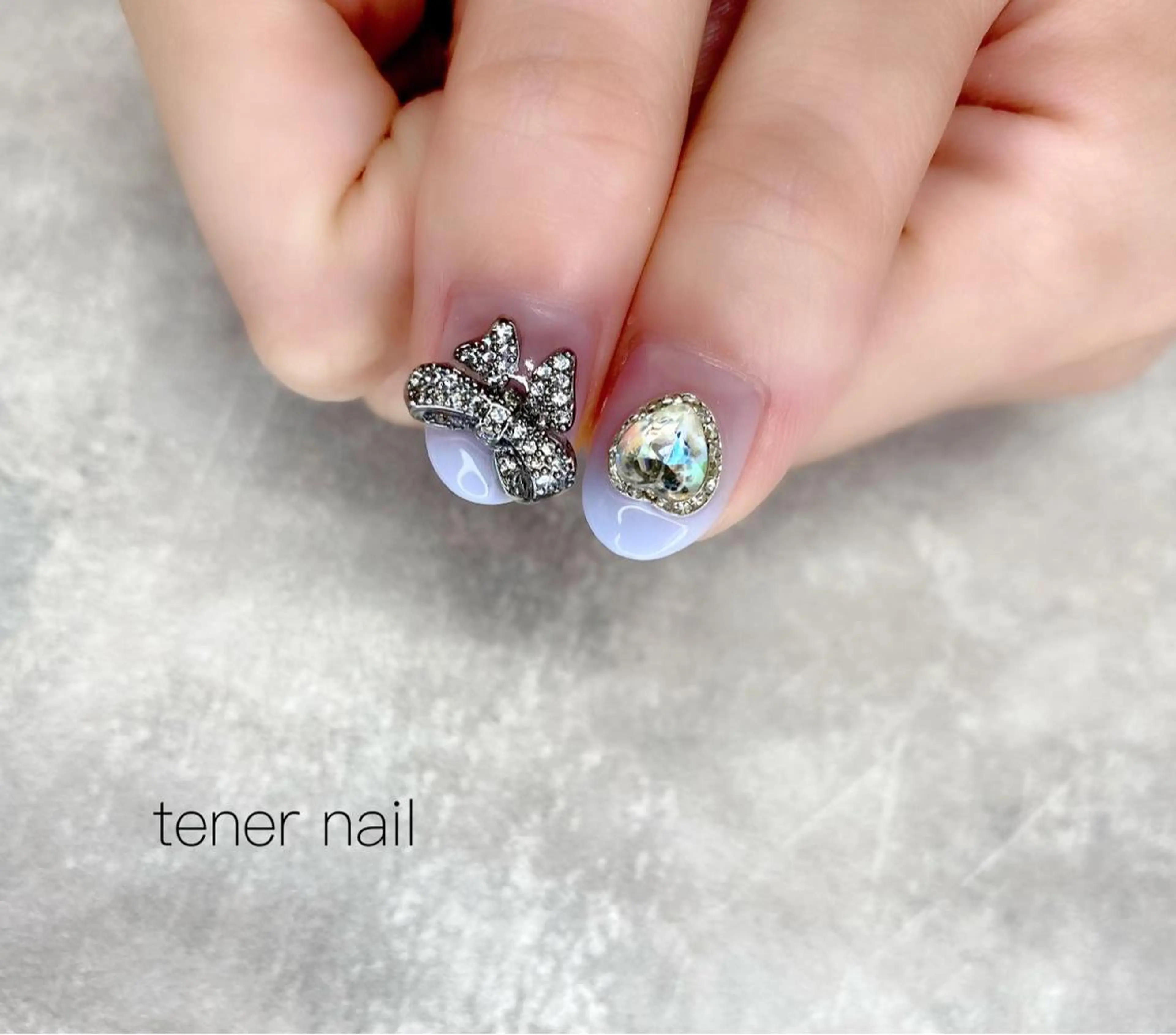ネイル ハート リボン tener  nail  テネルネイル所属・テネルネイル tener nailのネイルデザイン