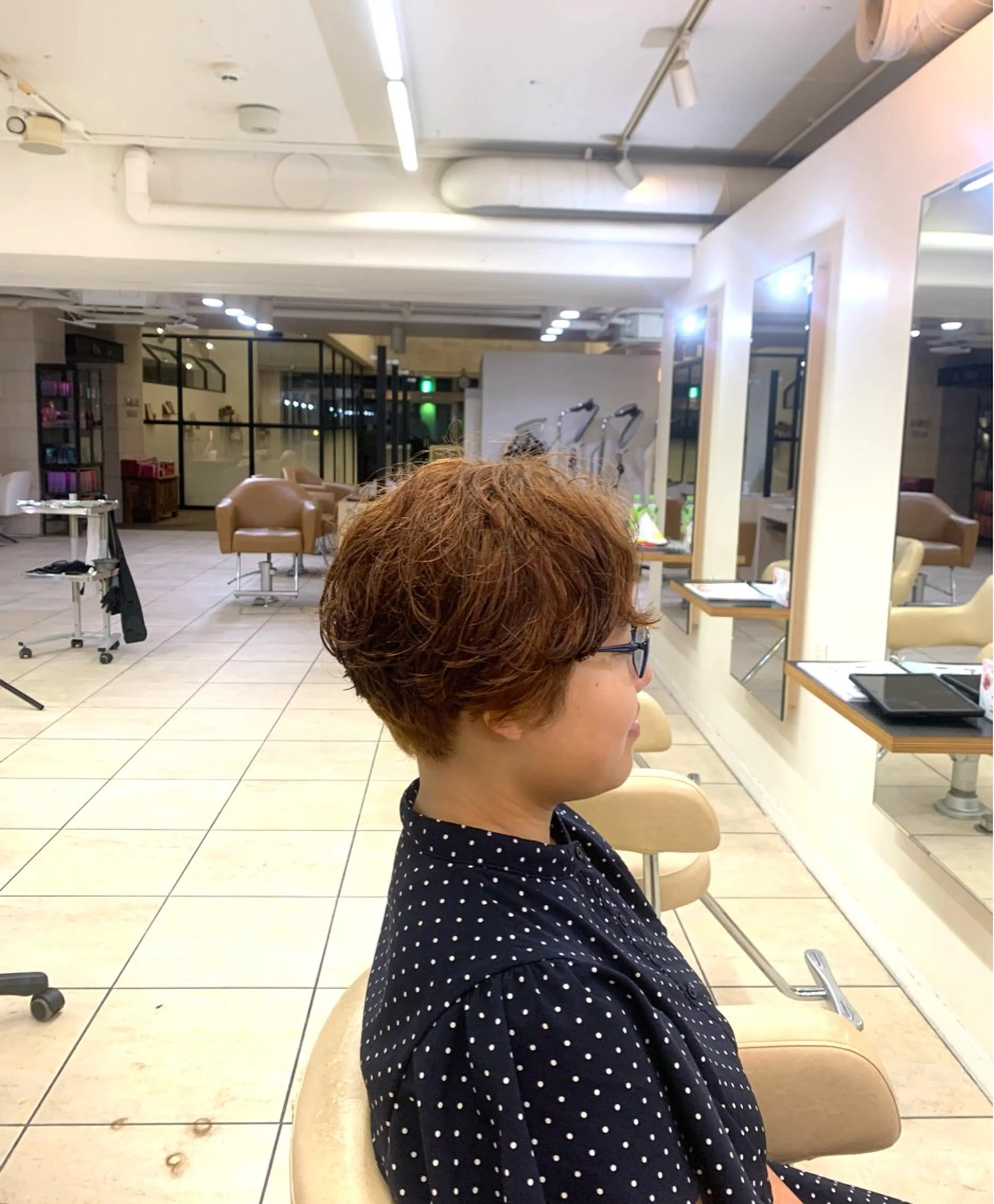 ショート カラー 山本 理世のヘアスタイル