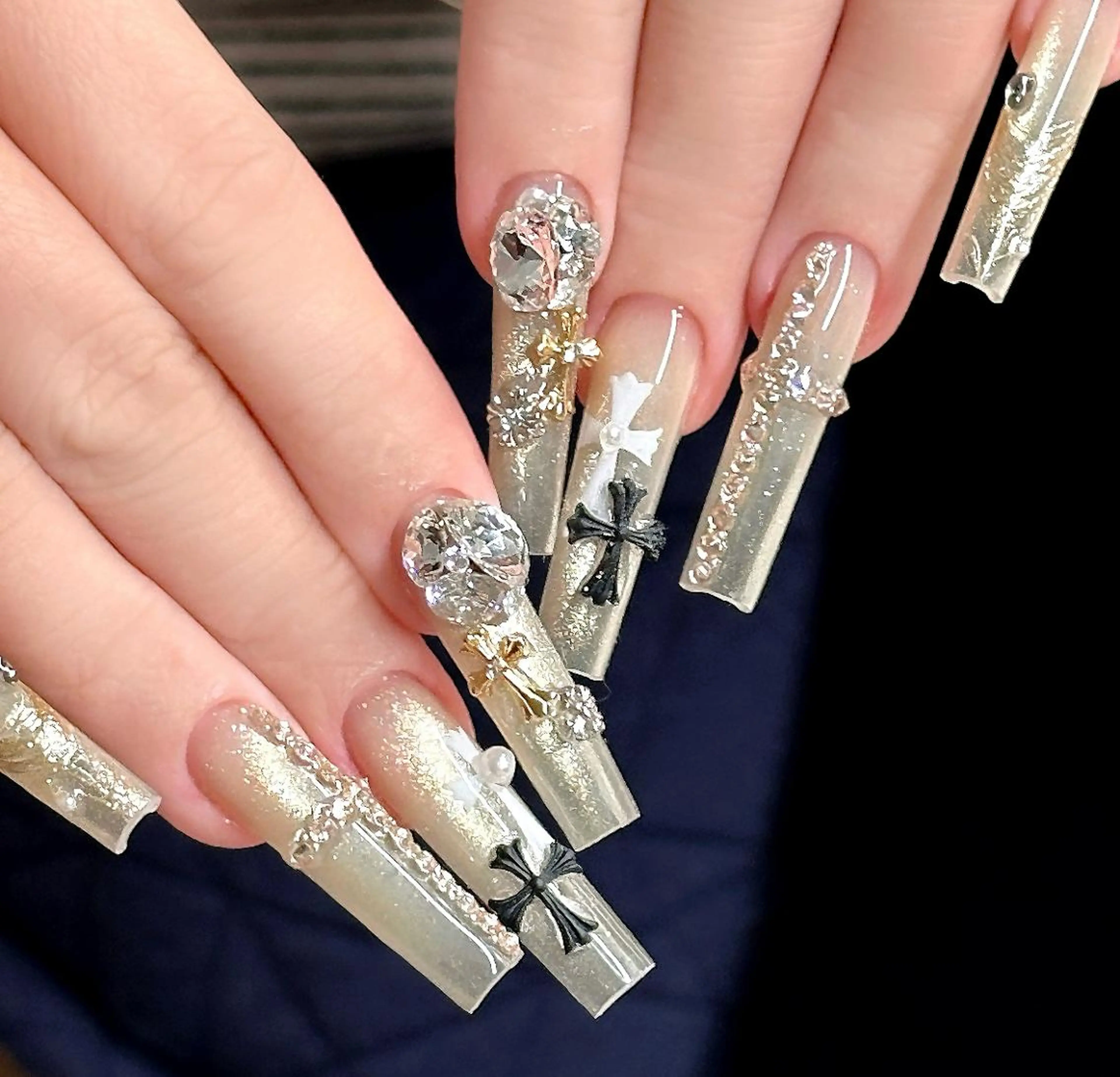 ネイル ハンドネイル 💫 Tsuki_Nailのネイルデザイン