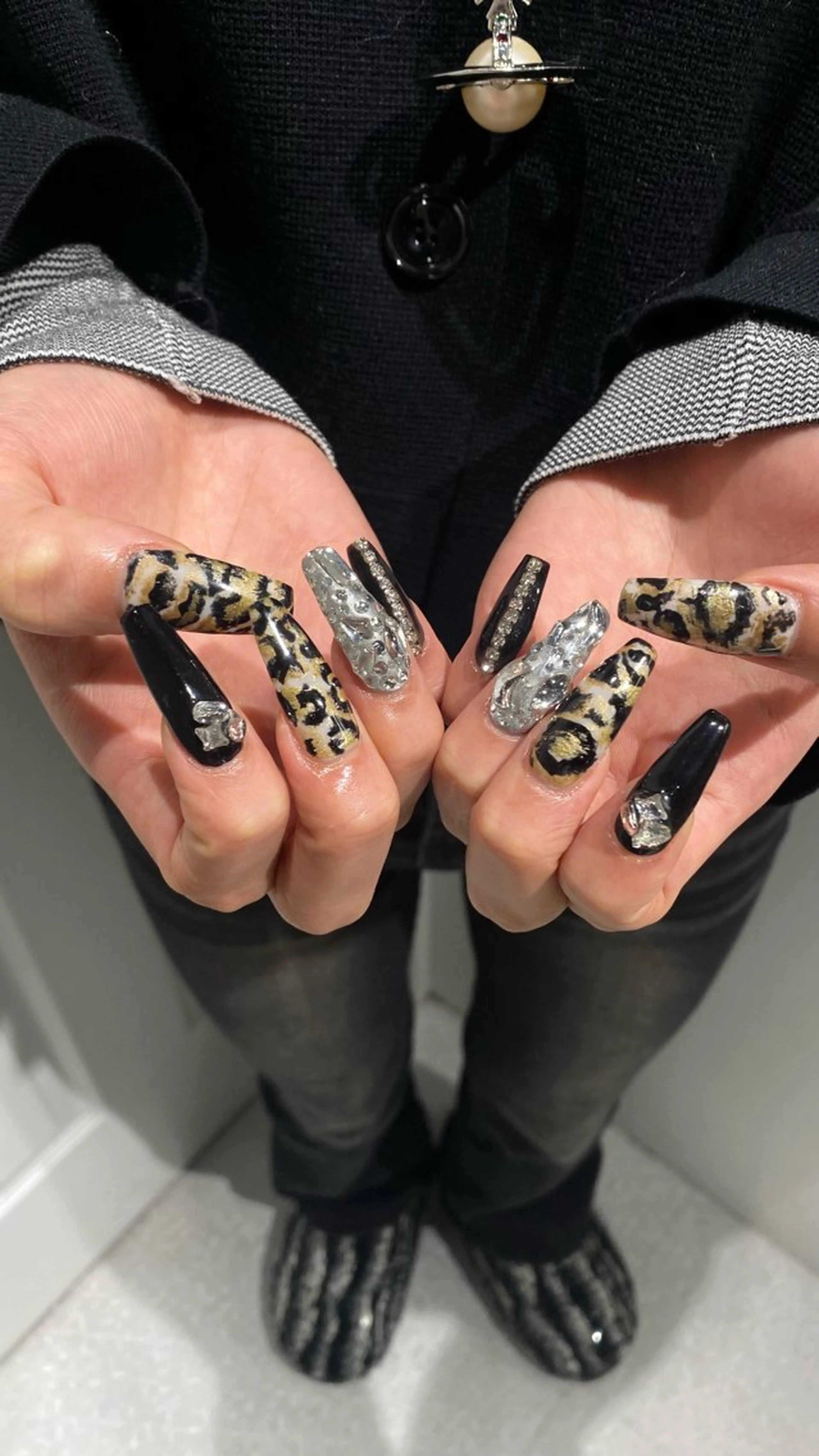 ネイル ハンドネイル ハンドケア カンナ【Y2Kネイル /コーンロウ】のネイルデザイン