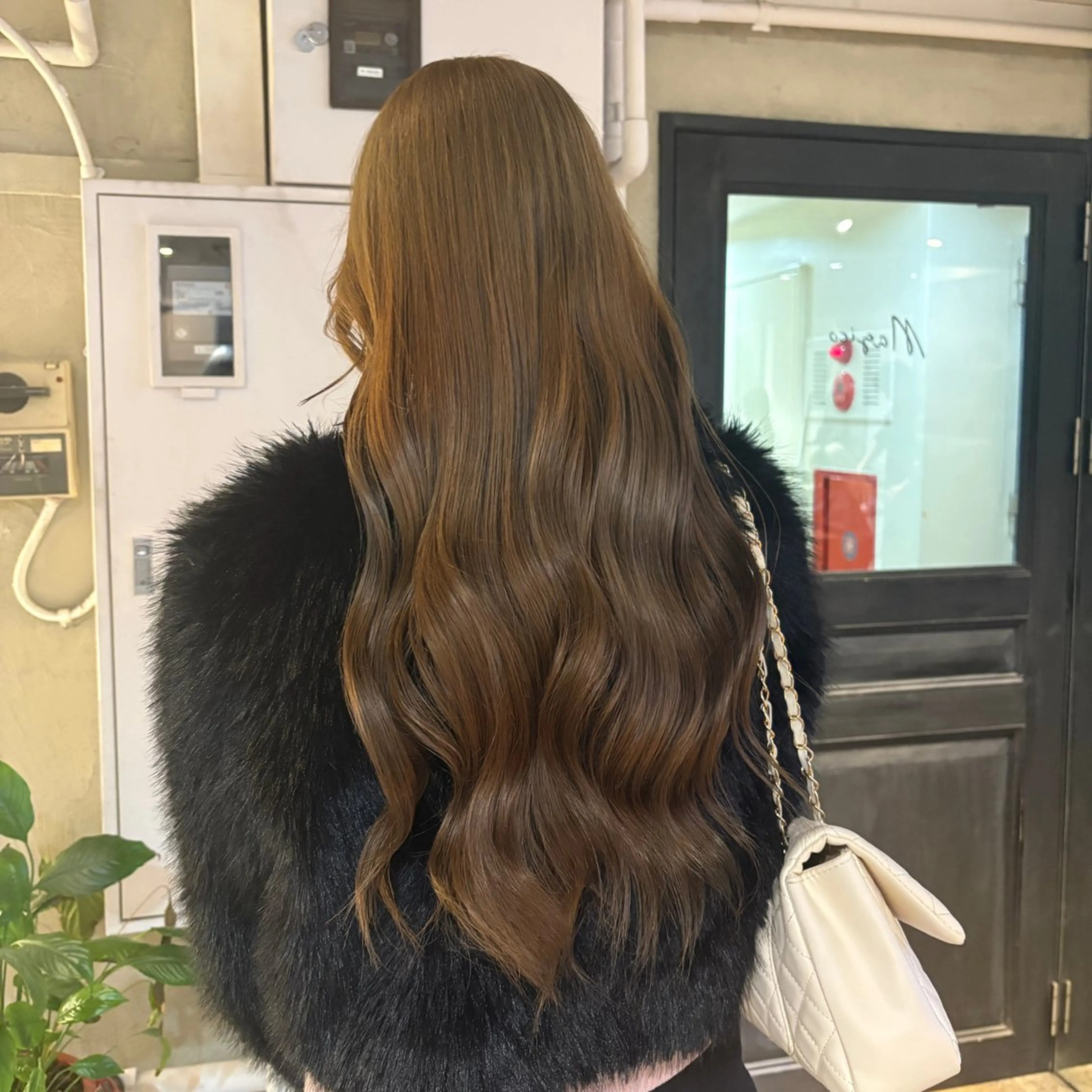 ロング カラー ヘアアレンジ ベージュカラー ブリーチ ヘーゼル ヘアカラー トリートメント ヘアセット 🫧ハイトーン×艶 カラー🫧 Rionのヘアスタイル