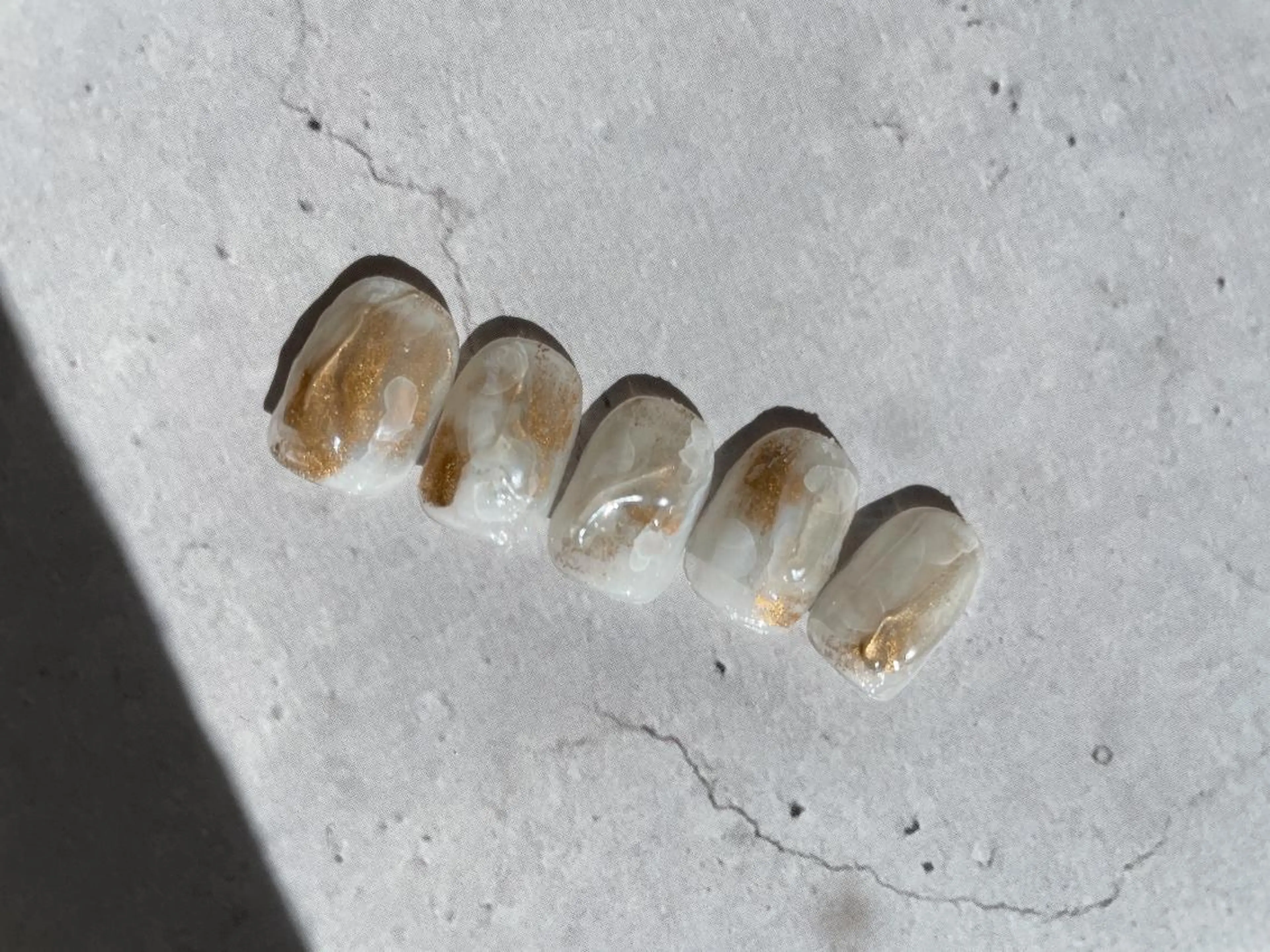 ネイル Slow.Nail Tomomiのネイルデザイン