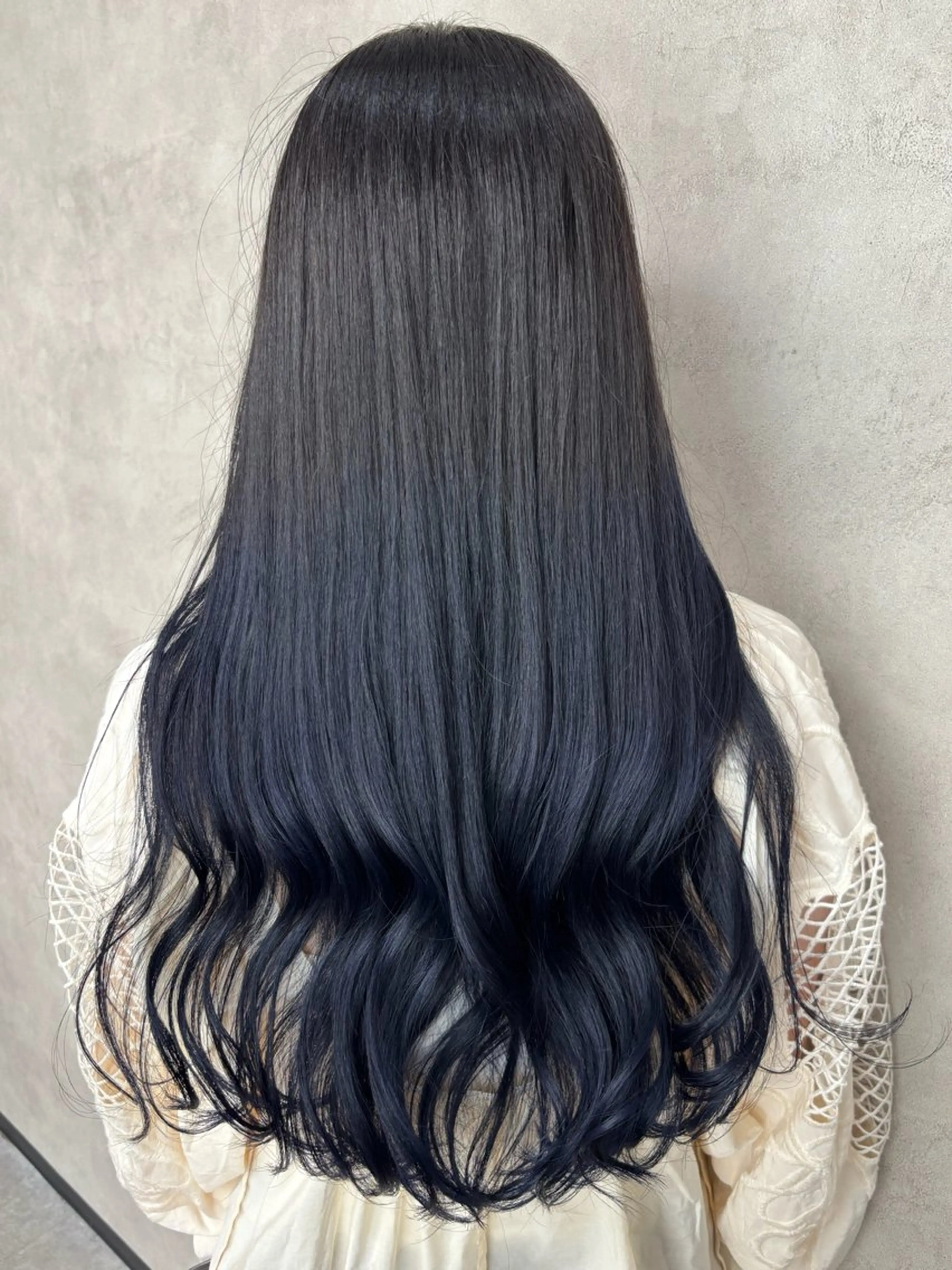 ロング カラー ブリーチ ブルーカラー グラデーションカラー ヘアカラー 💎色落ち綺麗に白肌 ラベンダー💎りんのヘアスタイル