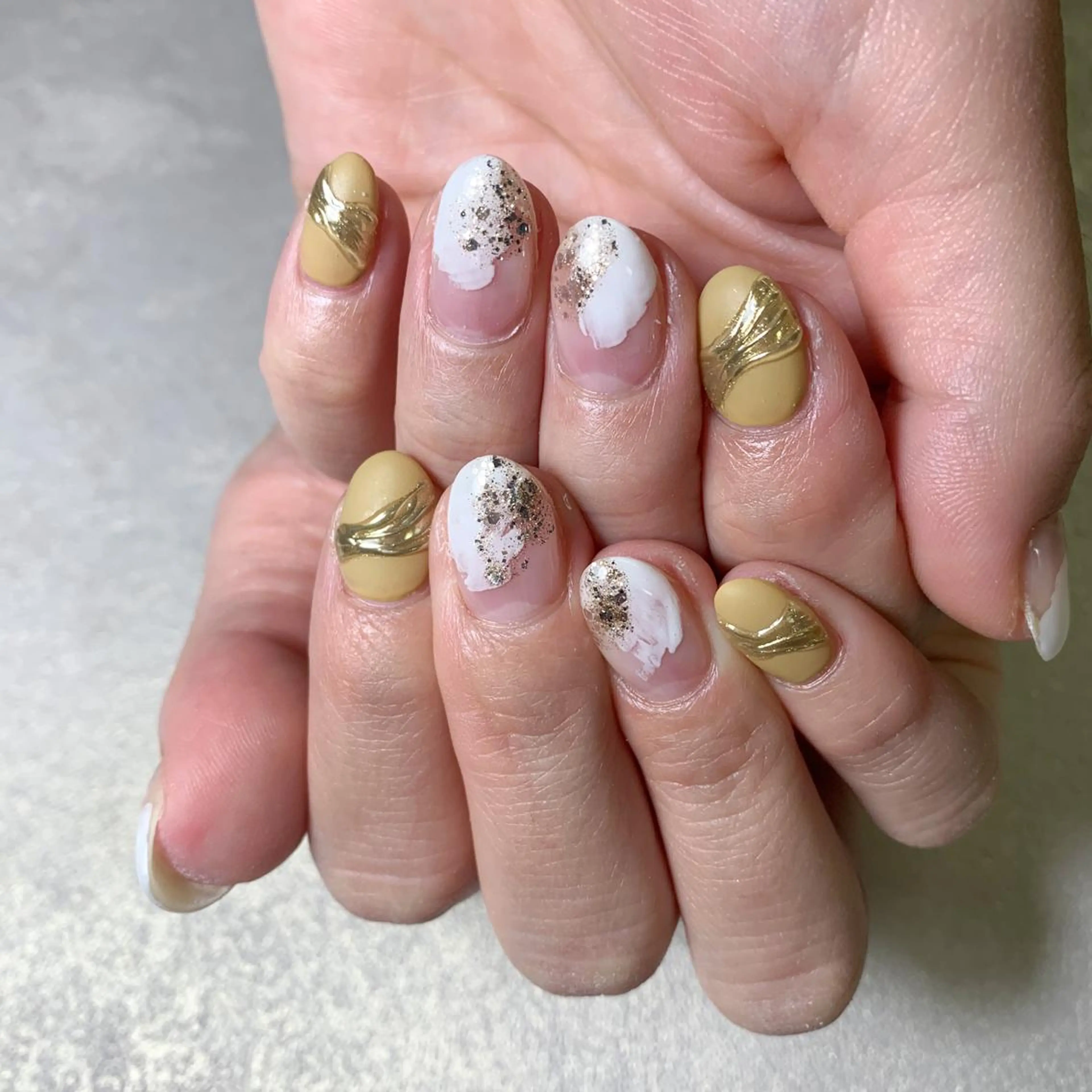 ネイル atelier　FIORITURA所属・FIORITURA aiのネイルデザイン