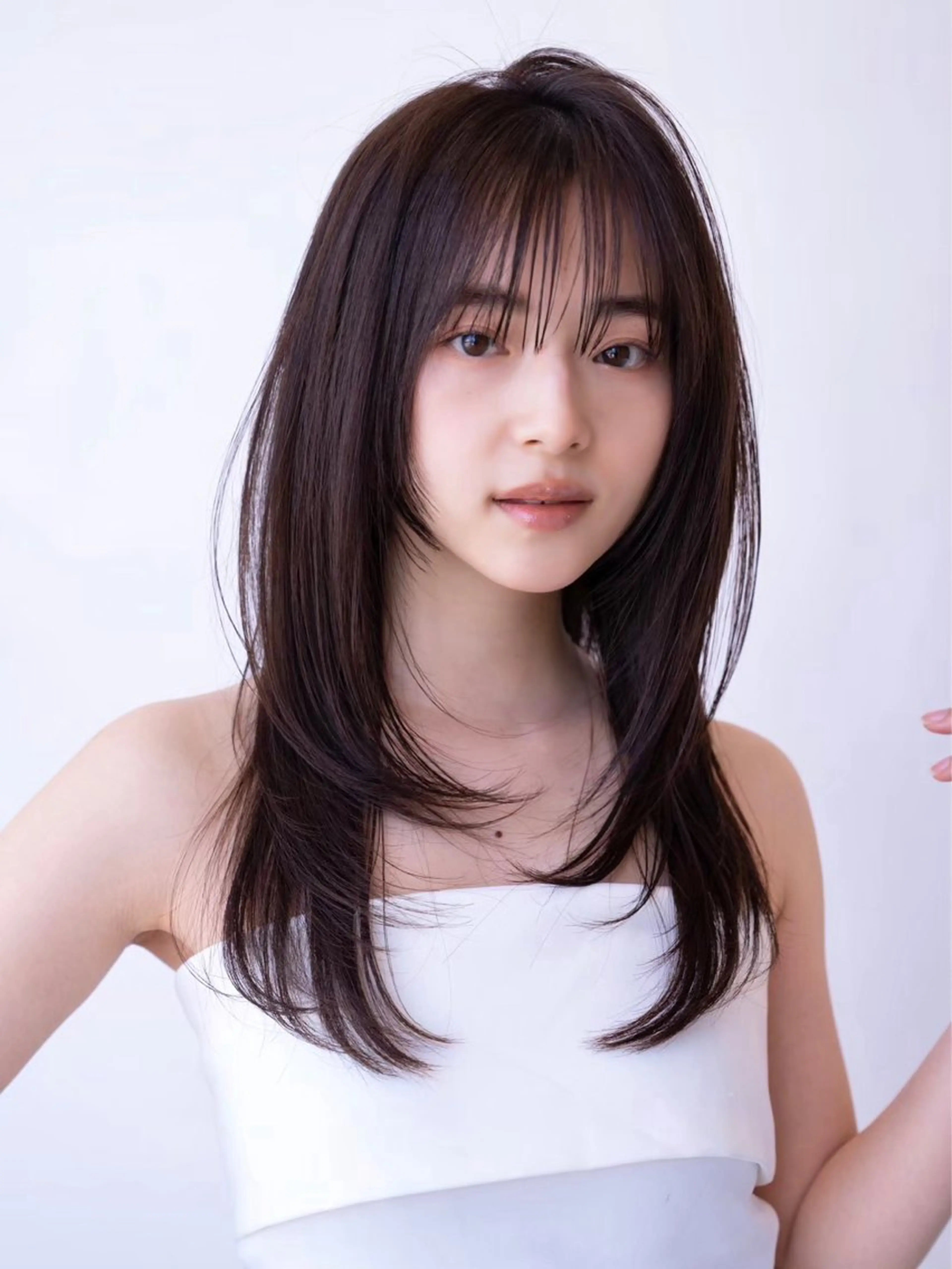 セミロング カット トリートメント ボブ/顔まわりレイヤ ー/新宿/KOKIのヘアスタイル