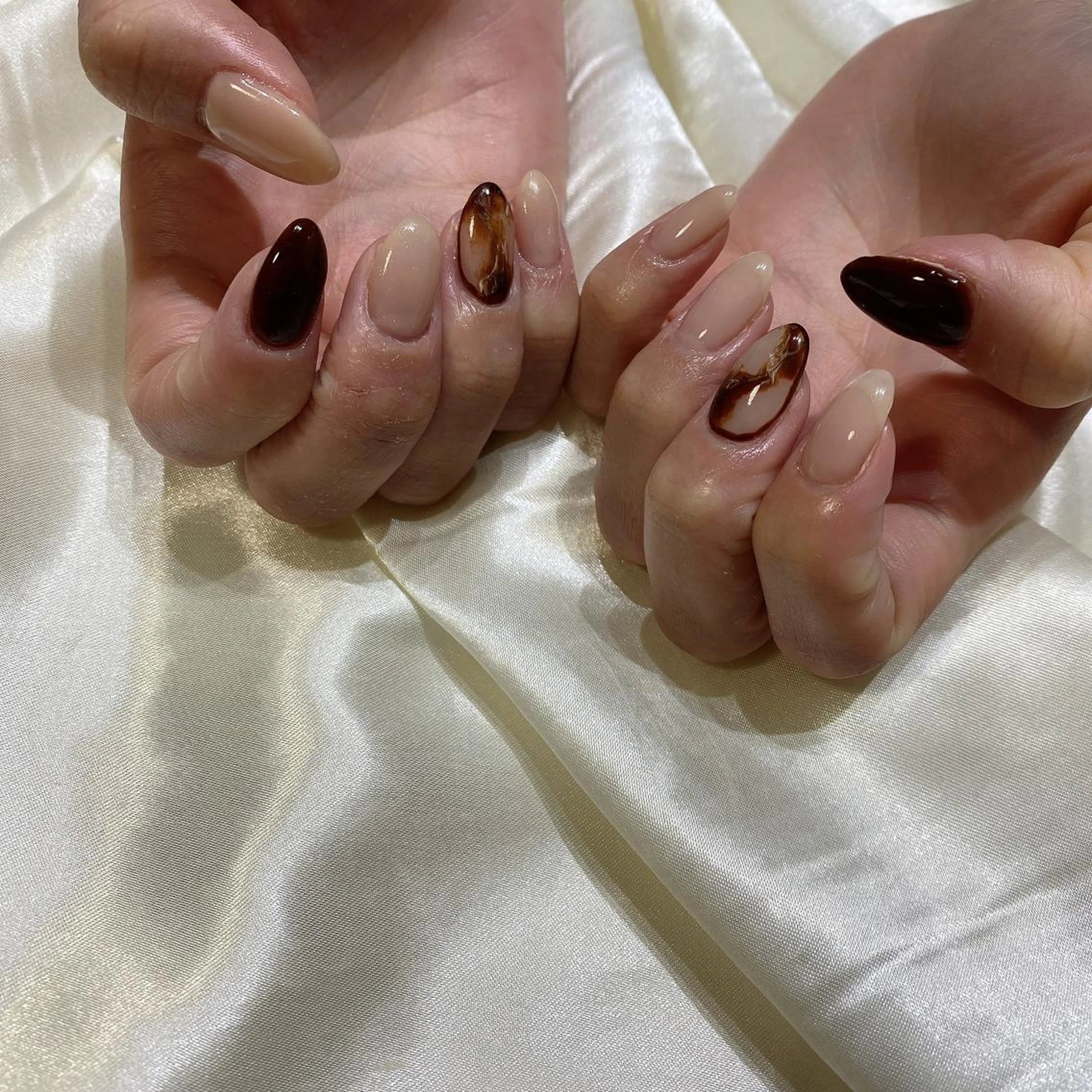 ネイル ハンドネイル 西岡 杏のネイルデザイン