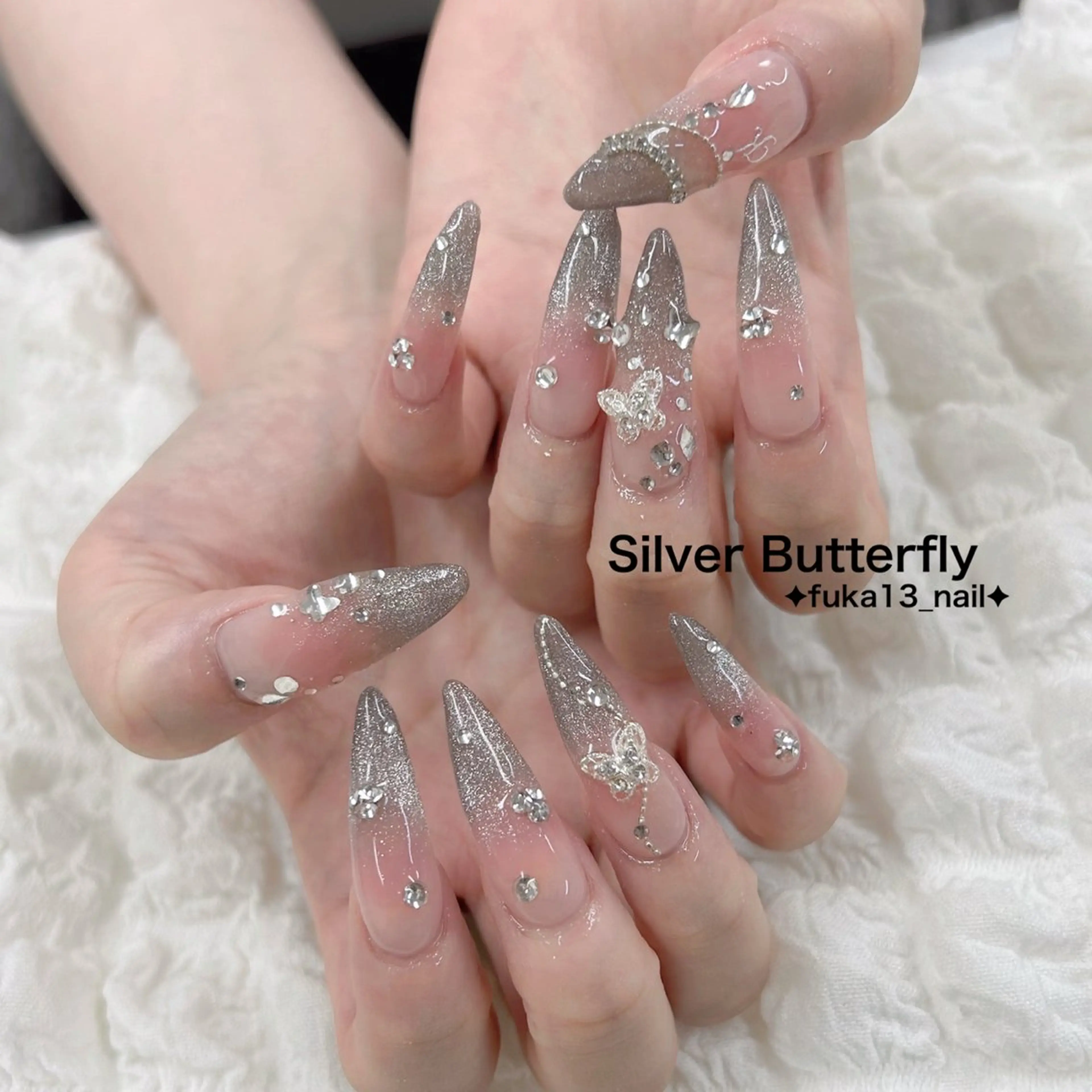 ネイル チークネイル グラデーション キラキラネイル 韓国ネイル マグネットネイル ハンドネイル ネイルサロンAnela【アネラ】所属・Nail♡Fuka. /1月予約受付中のネイルデザイン