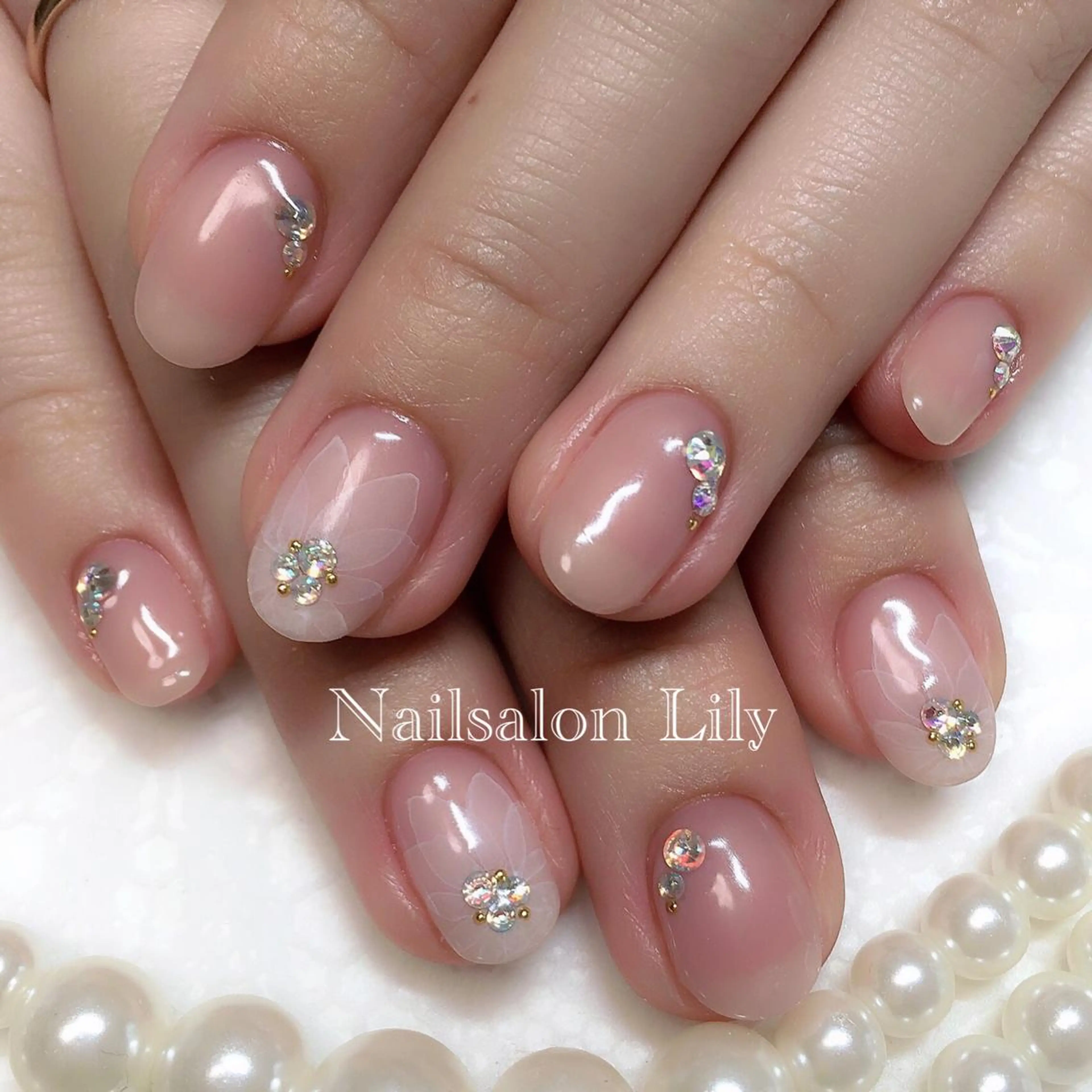 ネイル ブライダルネイル Nailsalon Lilyのネイルデザイン