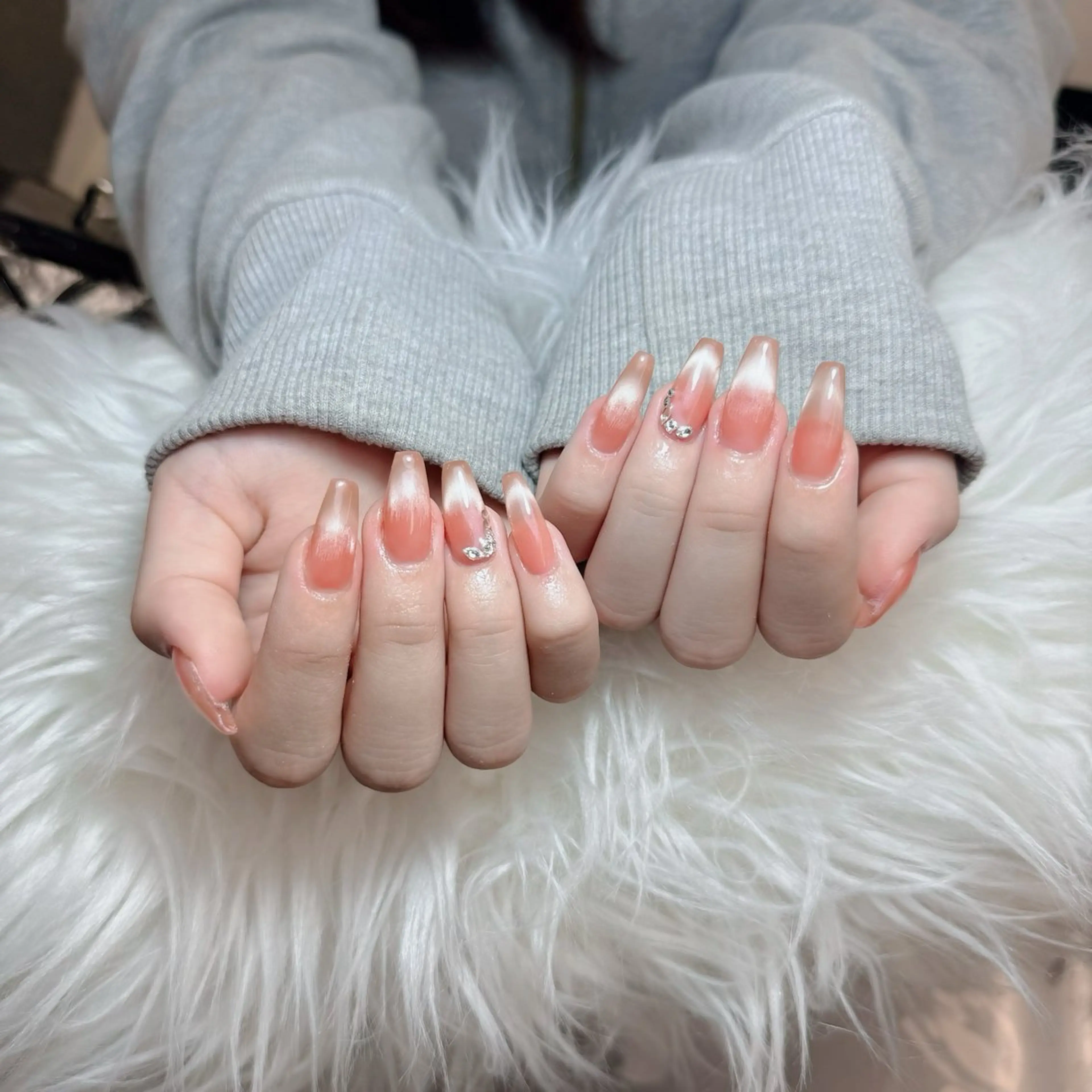 ネイル ジェルネイル 韓国ネイル マグネットネイル ネイルチップ 冬ネイル Lenie Nail Salonのネイルデザイン