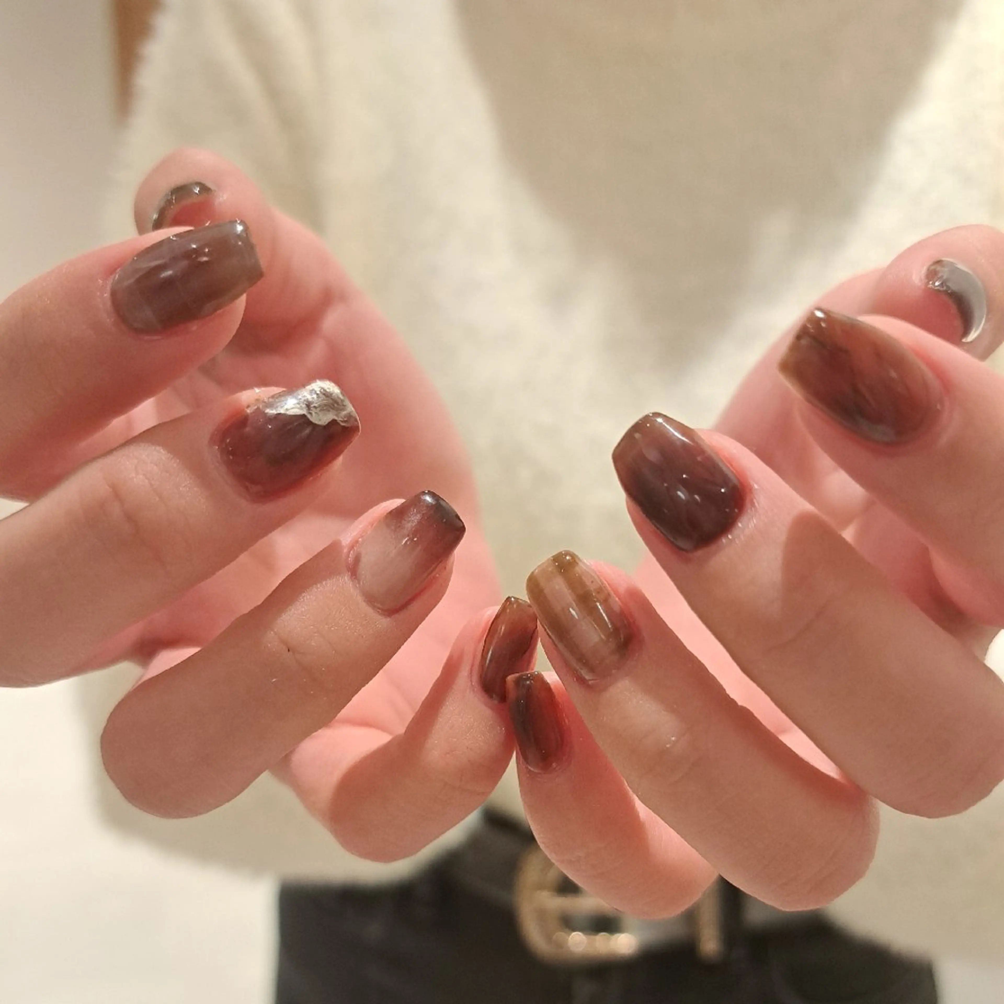 ネイル アートネイル ブラウン ジェルネイル 持ち込み ニュアンスネイル Nail mood /アートし放題のネイルデザイン