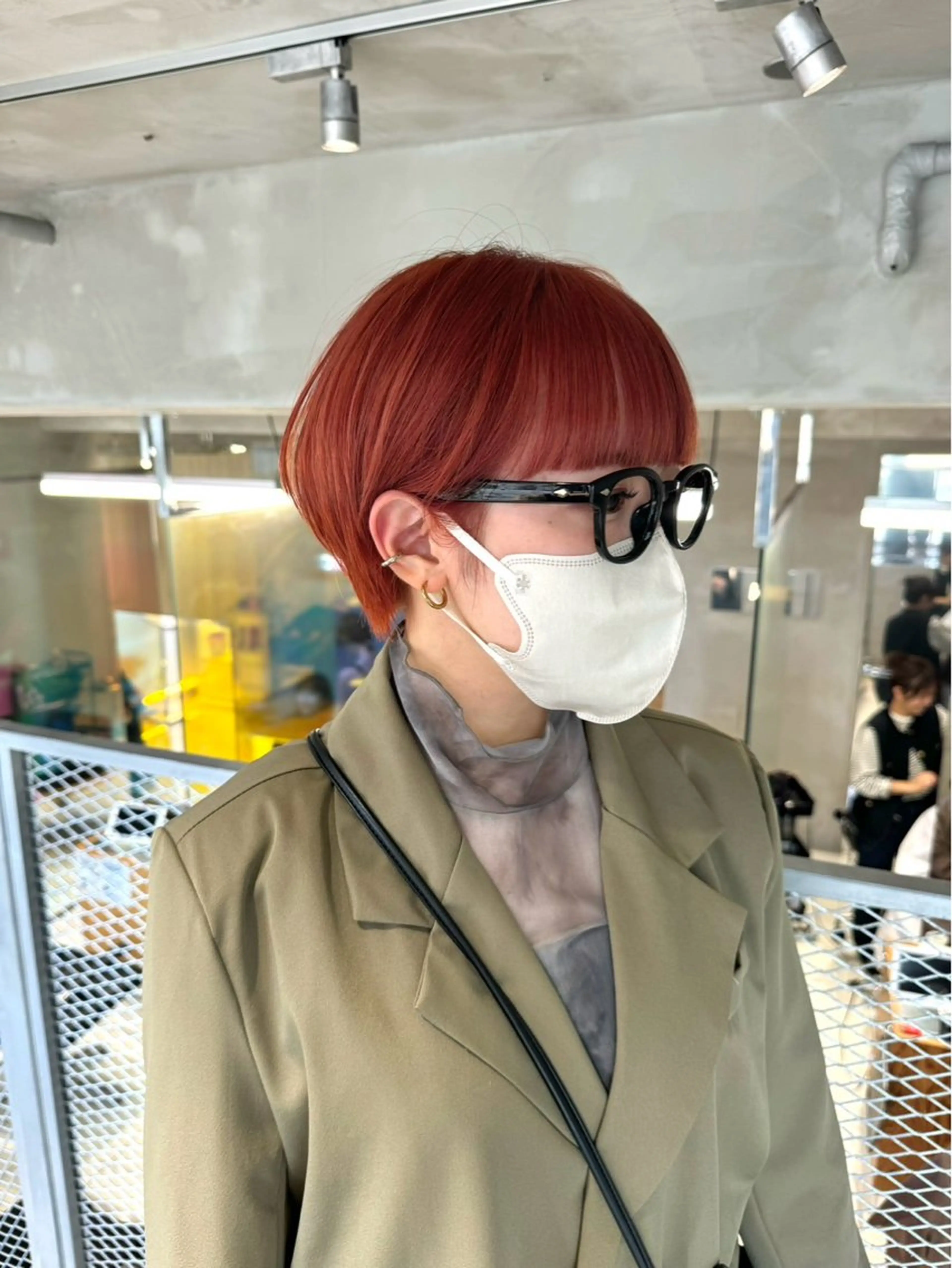 ショート リン🔔ボブ cut ベージュカラー🤎のヘアスタイル