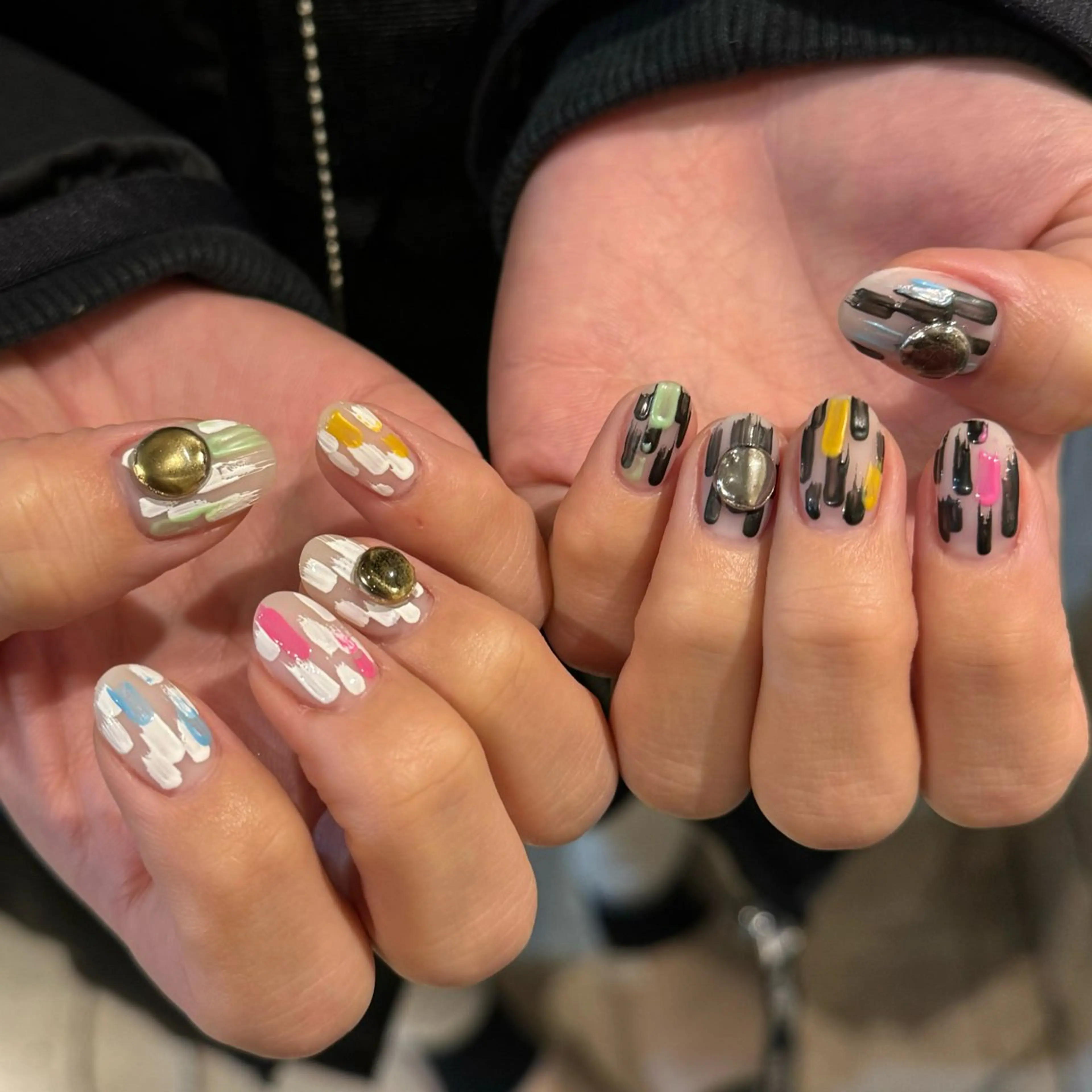 ネイル マットネイル ハンドネイル 𝐫𝐚𝐢 𝐧𝐚𝐢𝐥の眉毛・アイブロウイメージ