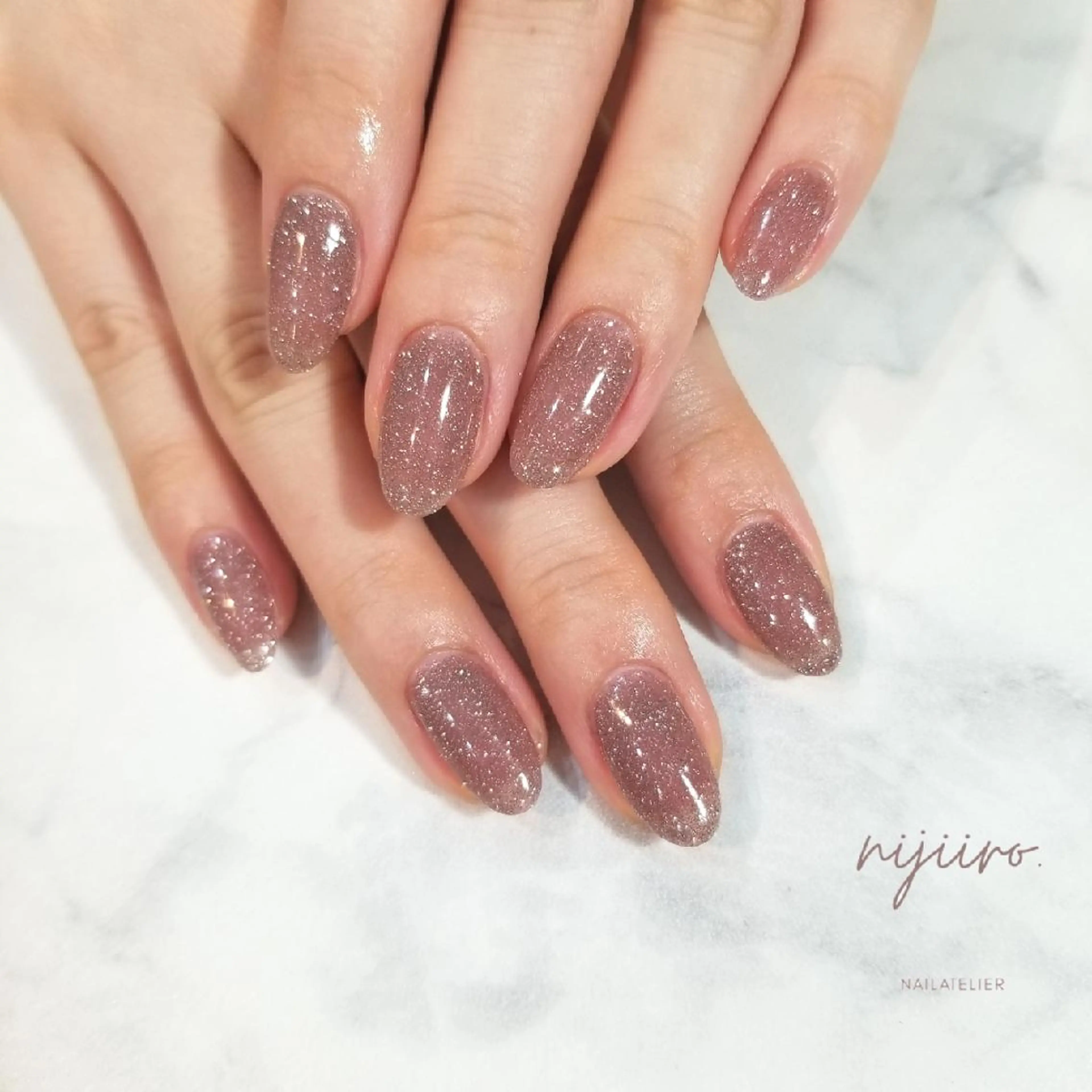 ネイル フラッシュネイル ワンカラーネイル ハンドネイル nailatelier nijiiro.所属・nijiiro🌈 サトウのネイルデザイン