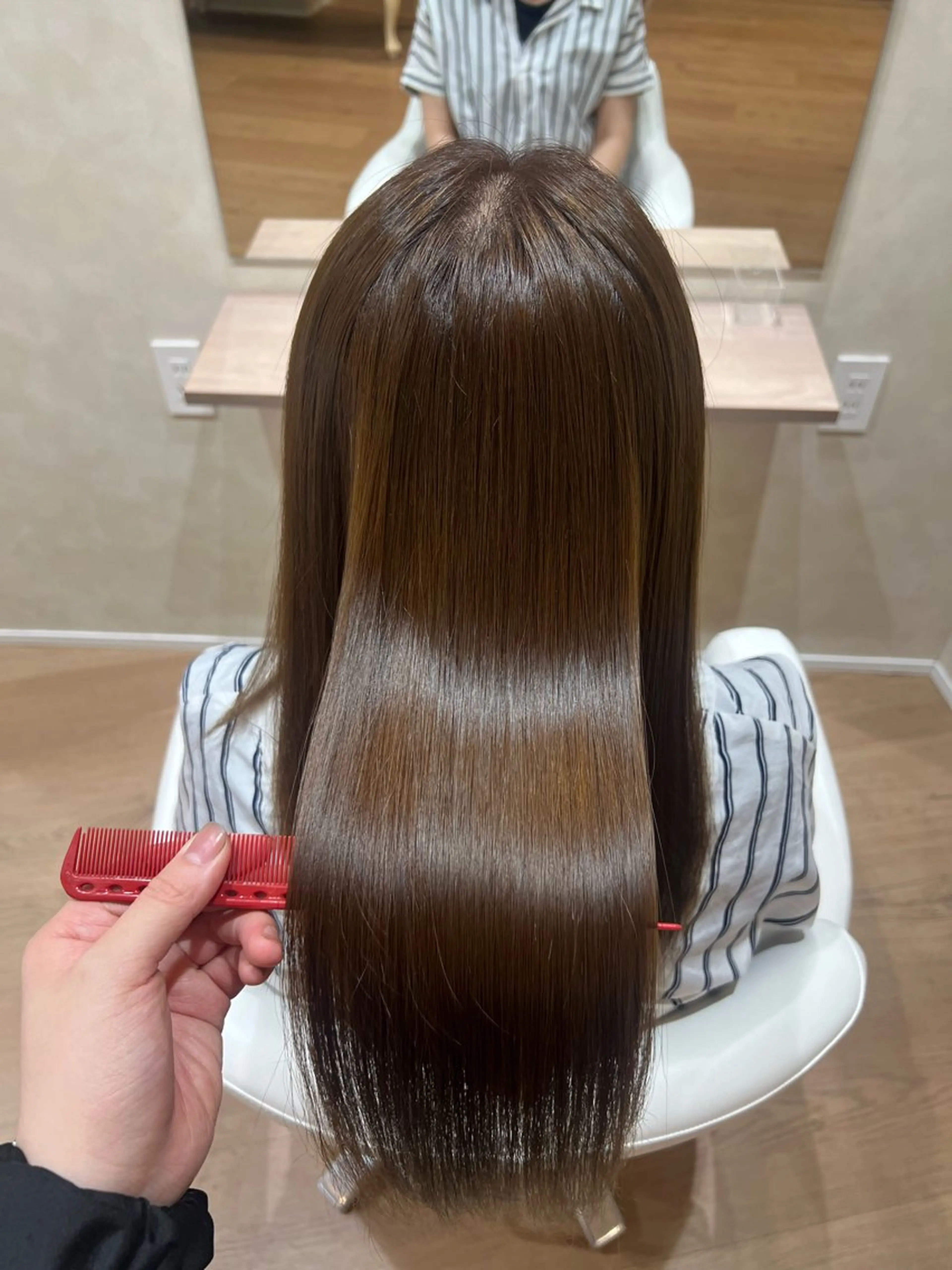 カット＋艶カラー＋トリートメントの写真