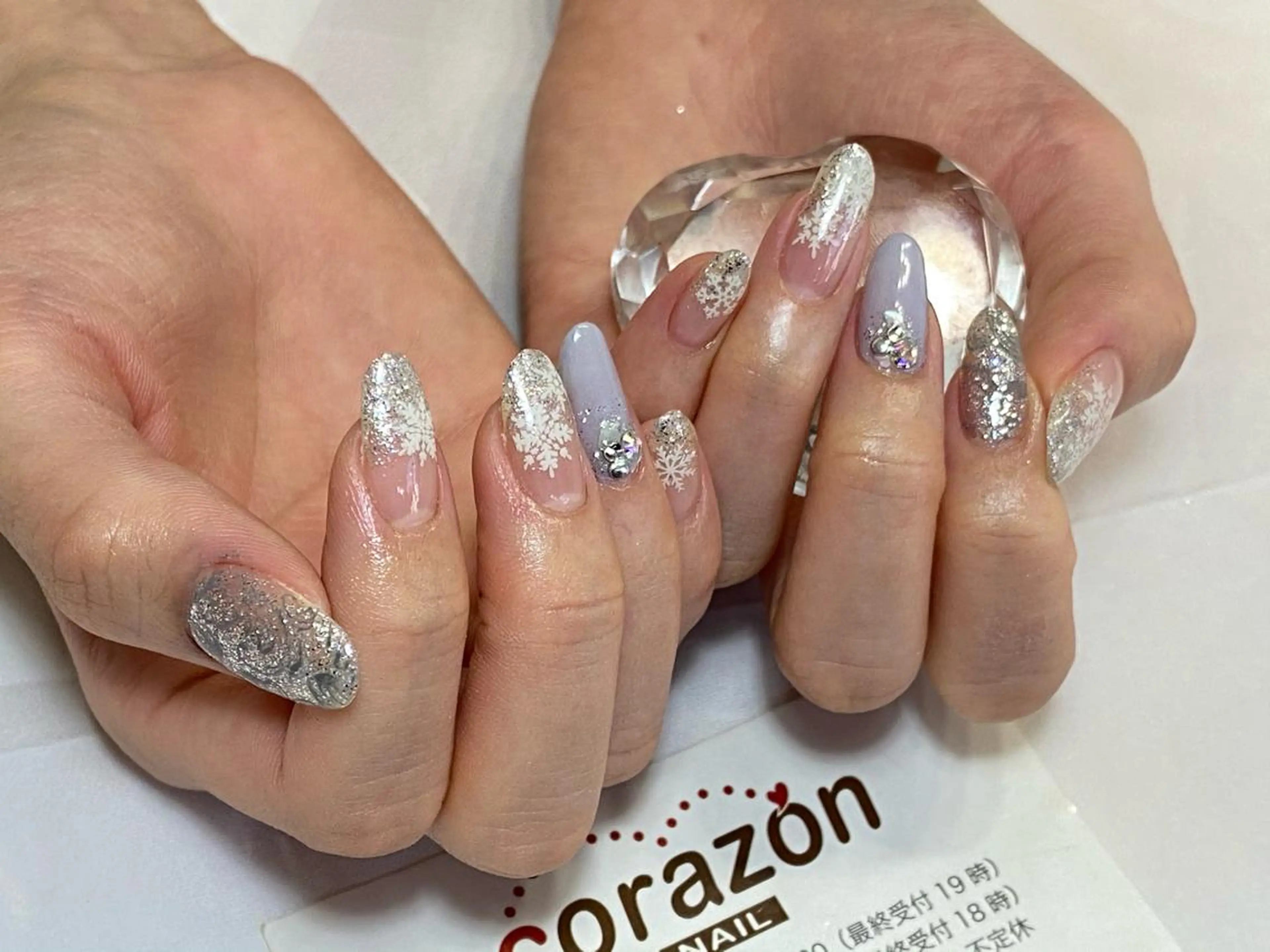 ネイル ラメ(グリッター) シルバー ストーンネイル corazon所属・ネイリスト aicoのネイルデザイン