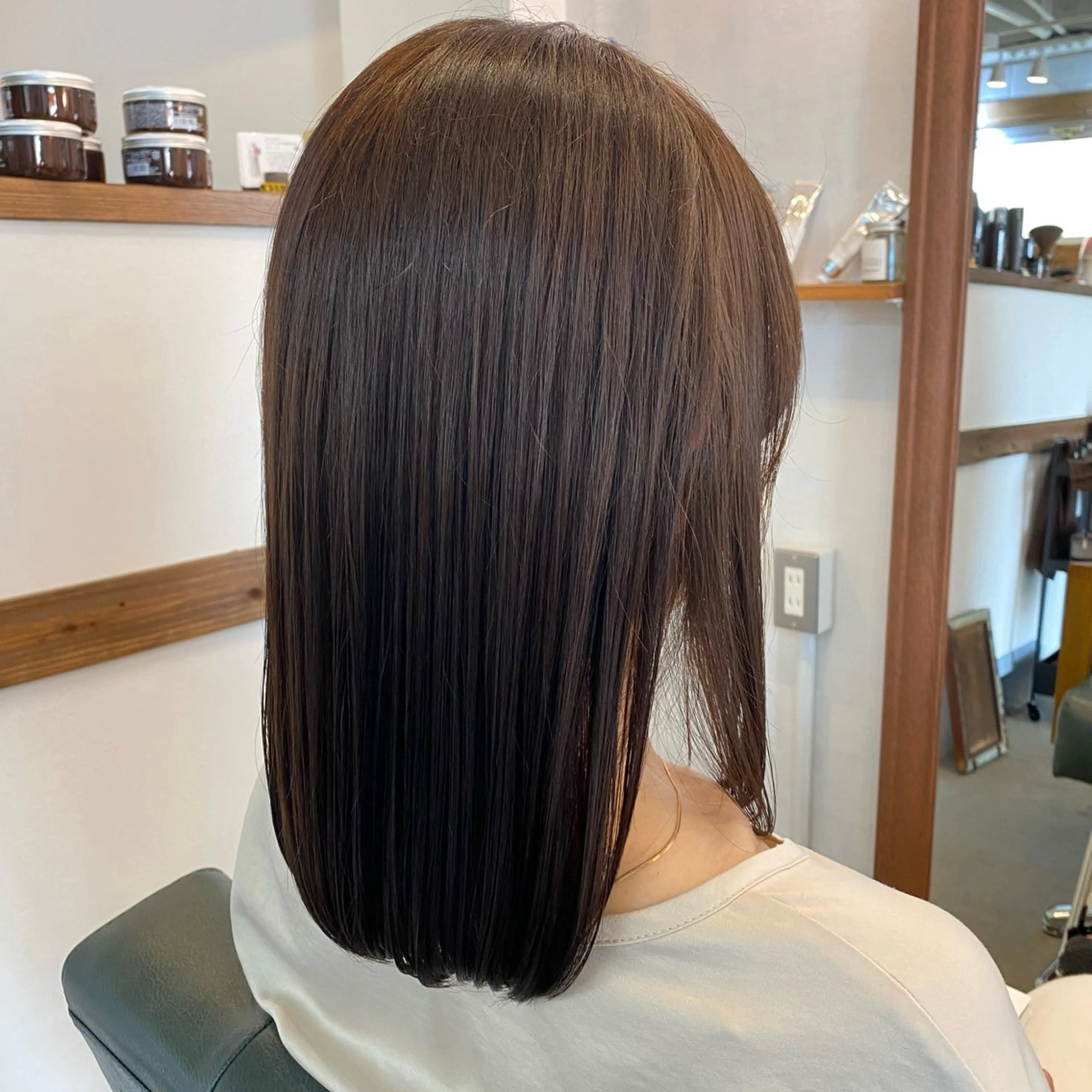 セミロング カラー 'Inovel'所属・木宮 美緒のヘアスタイル