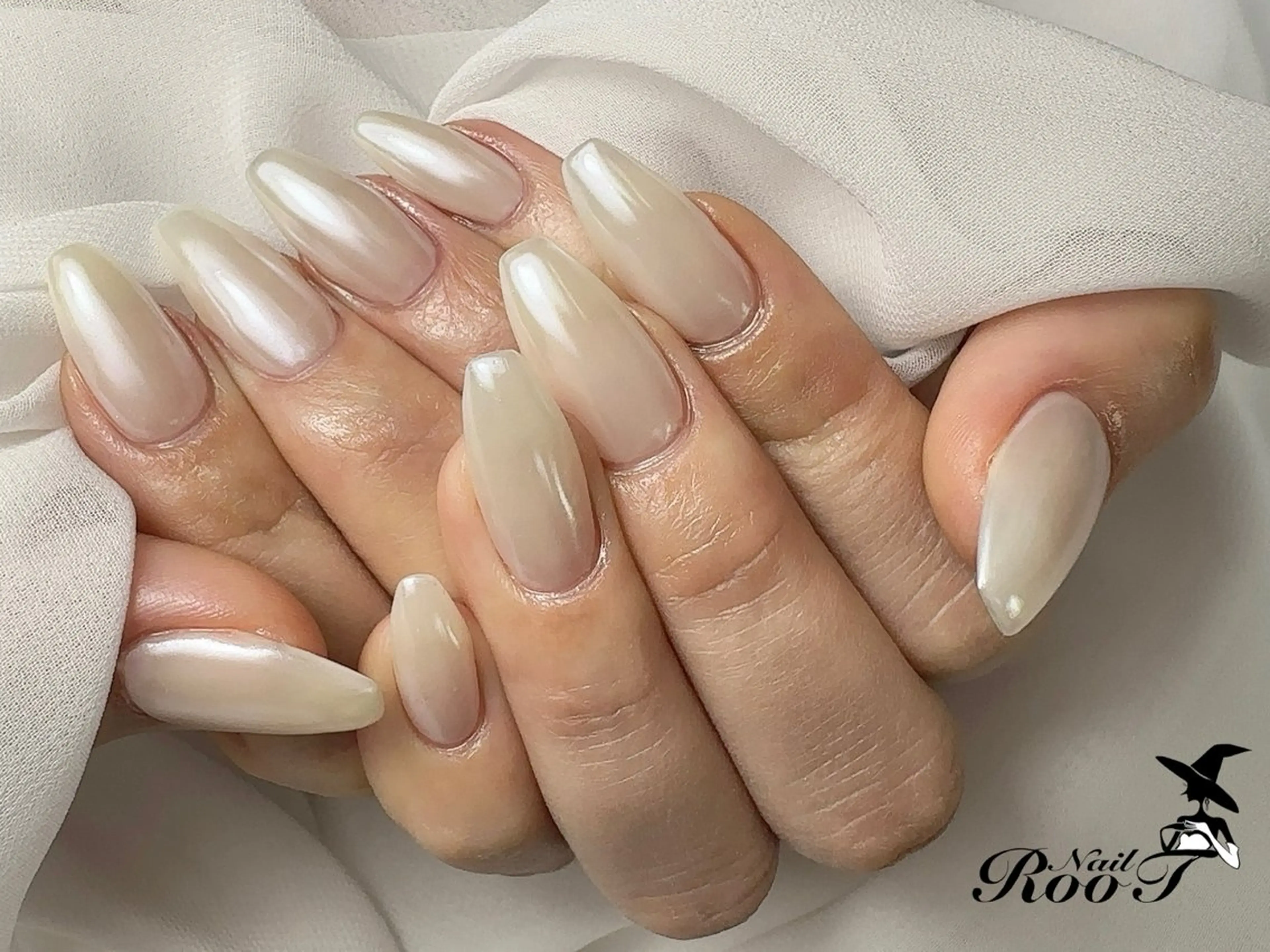 ネイル クリアネイル ミラーネイル ハンドネイル RooT Nailのネイルデザイン