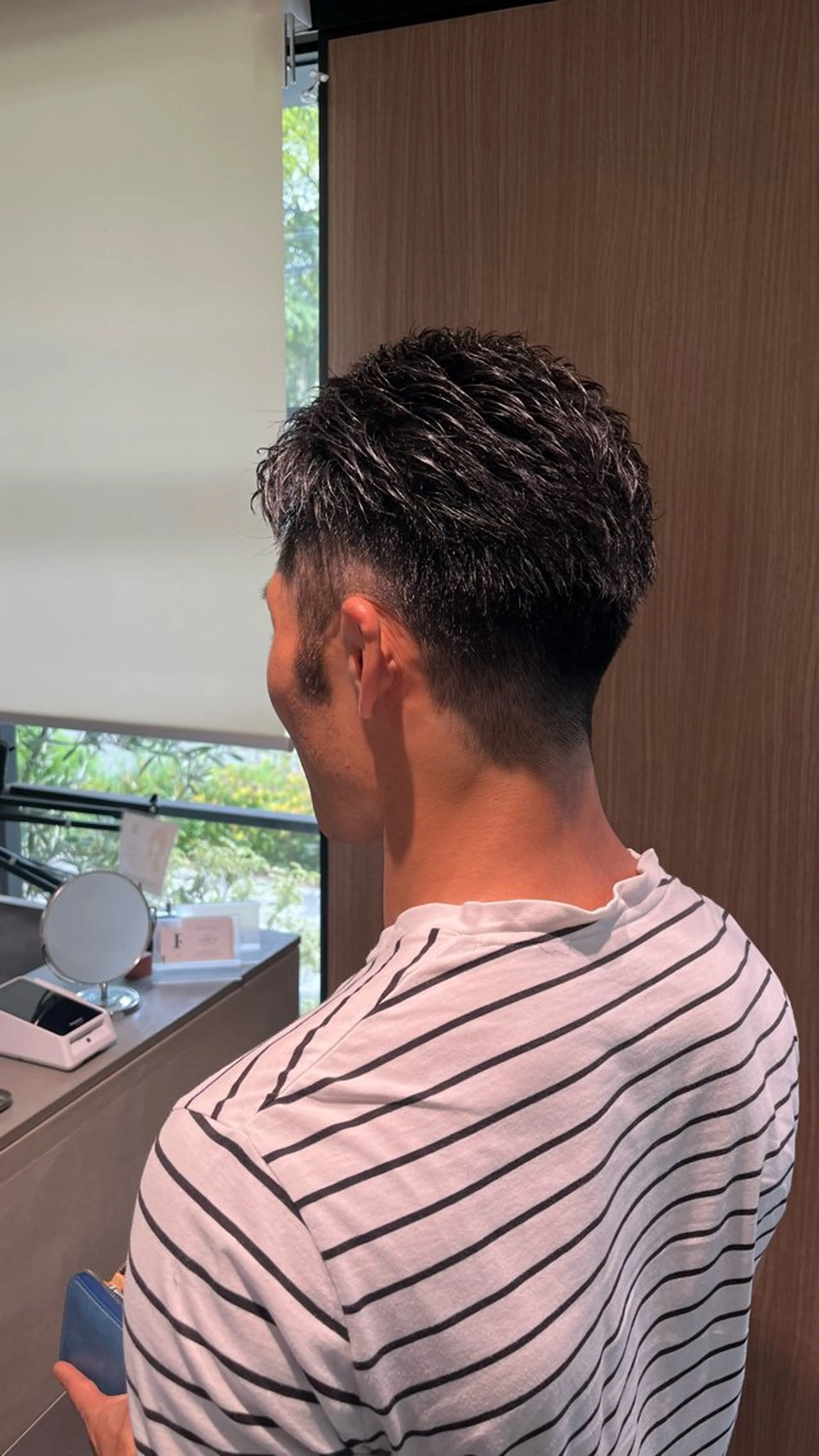 メンズ 刈り上げ 鶴舞/透明感/リア ライズ/ いっとぅーのヘアスタイル