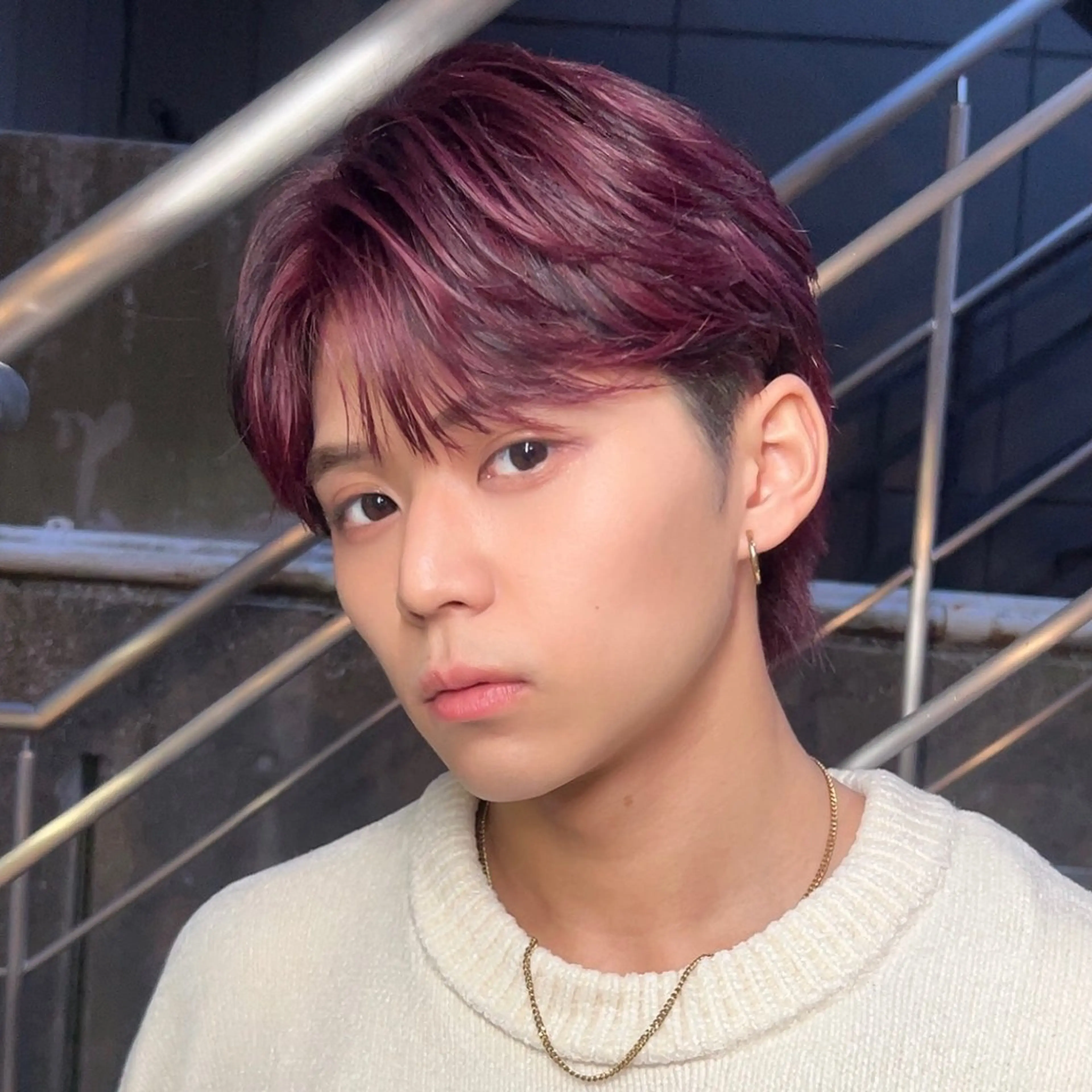 ミディアム カラー メンズ 岡田大志🇰🇷 中/韓メンズヘアのヘアスタイル