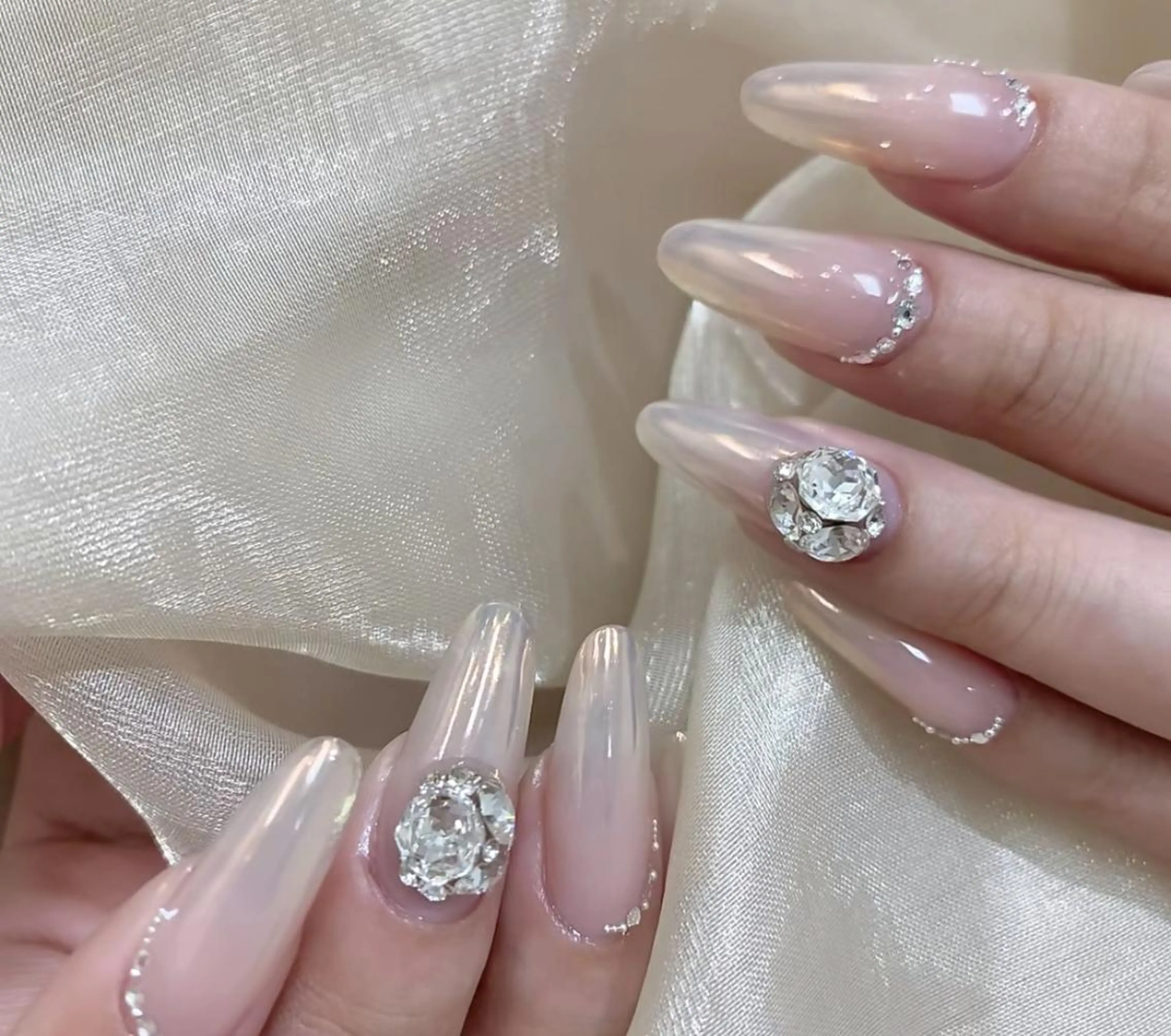 ネイル ハンドネイル ハンドケア 🍑 momo_nailのネイルデザイン