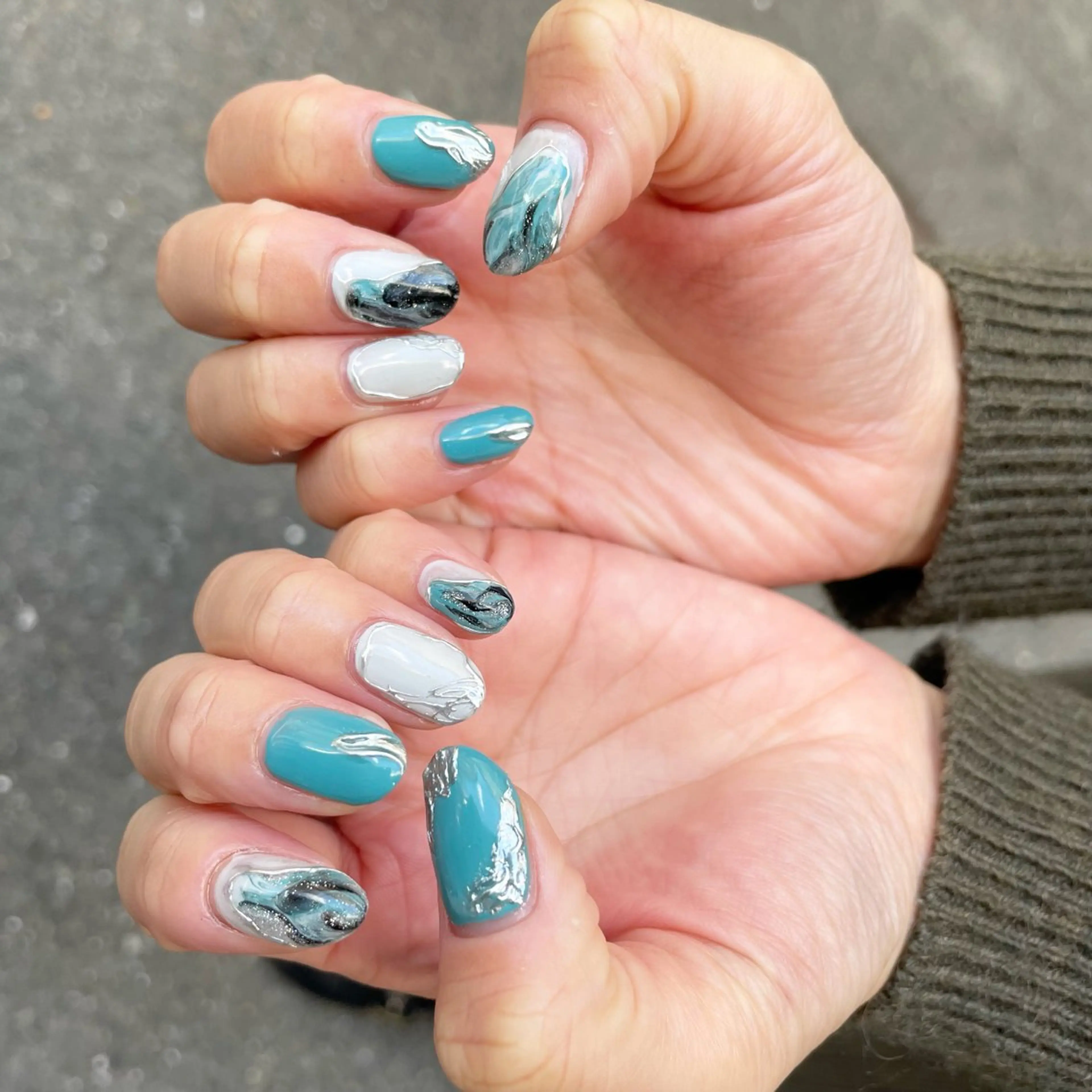 ネイル nail.gorin所属・吉村 優子のネイルデザイン