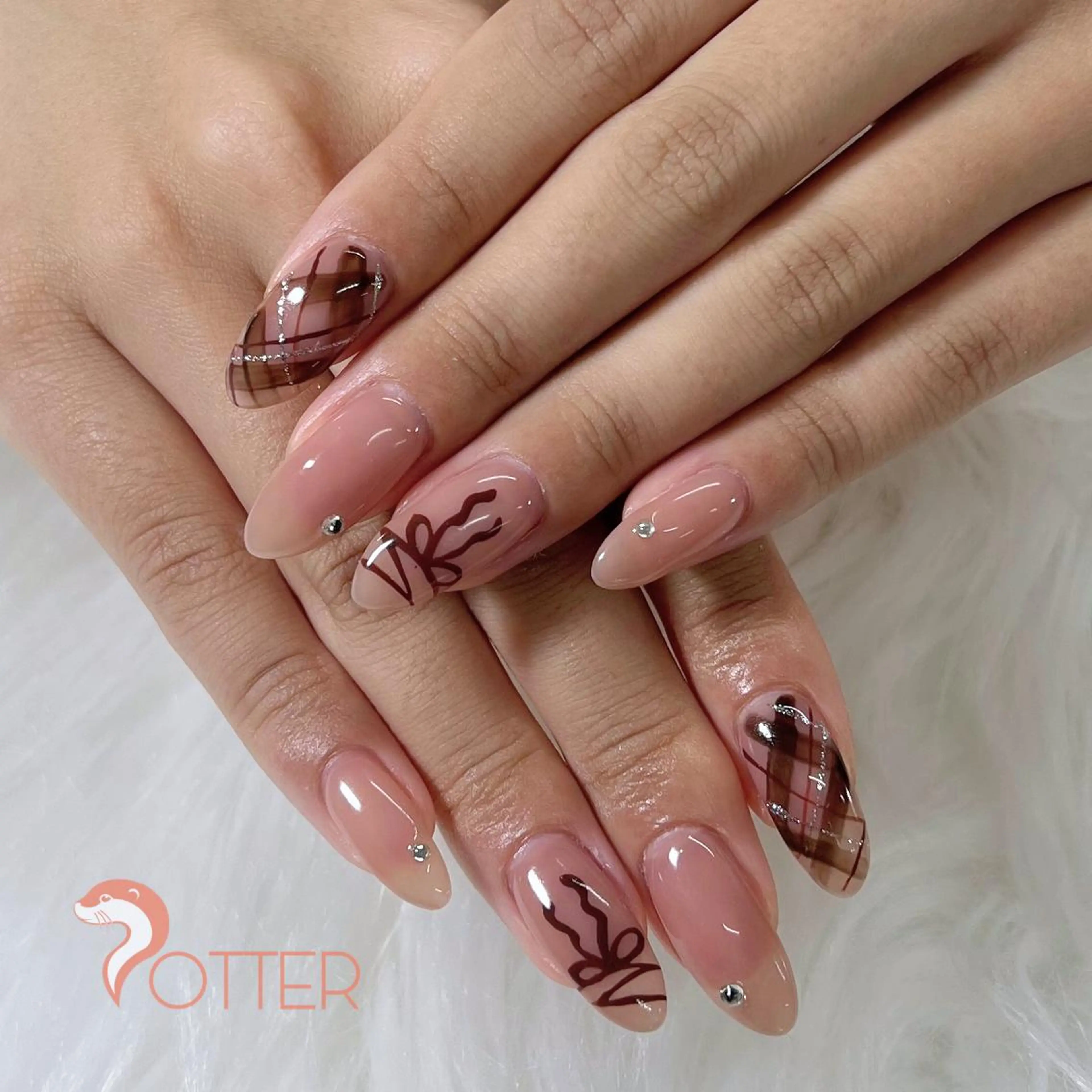 ネイル OTTER NAILのネイルデザイン