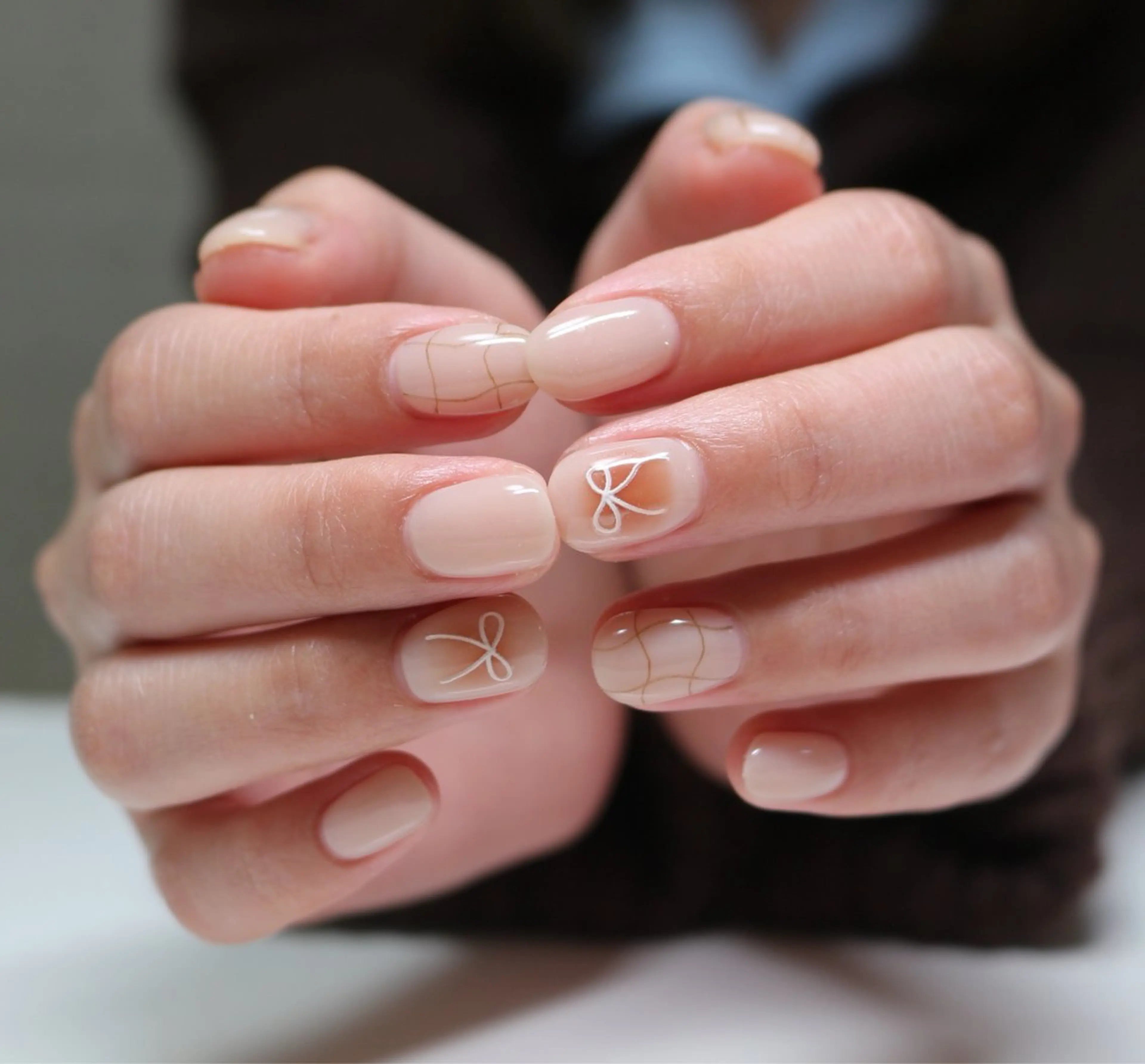 ネイル リボン シンプルネイル ハンドネイル Baku Nailsのネイルデザイン