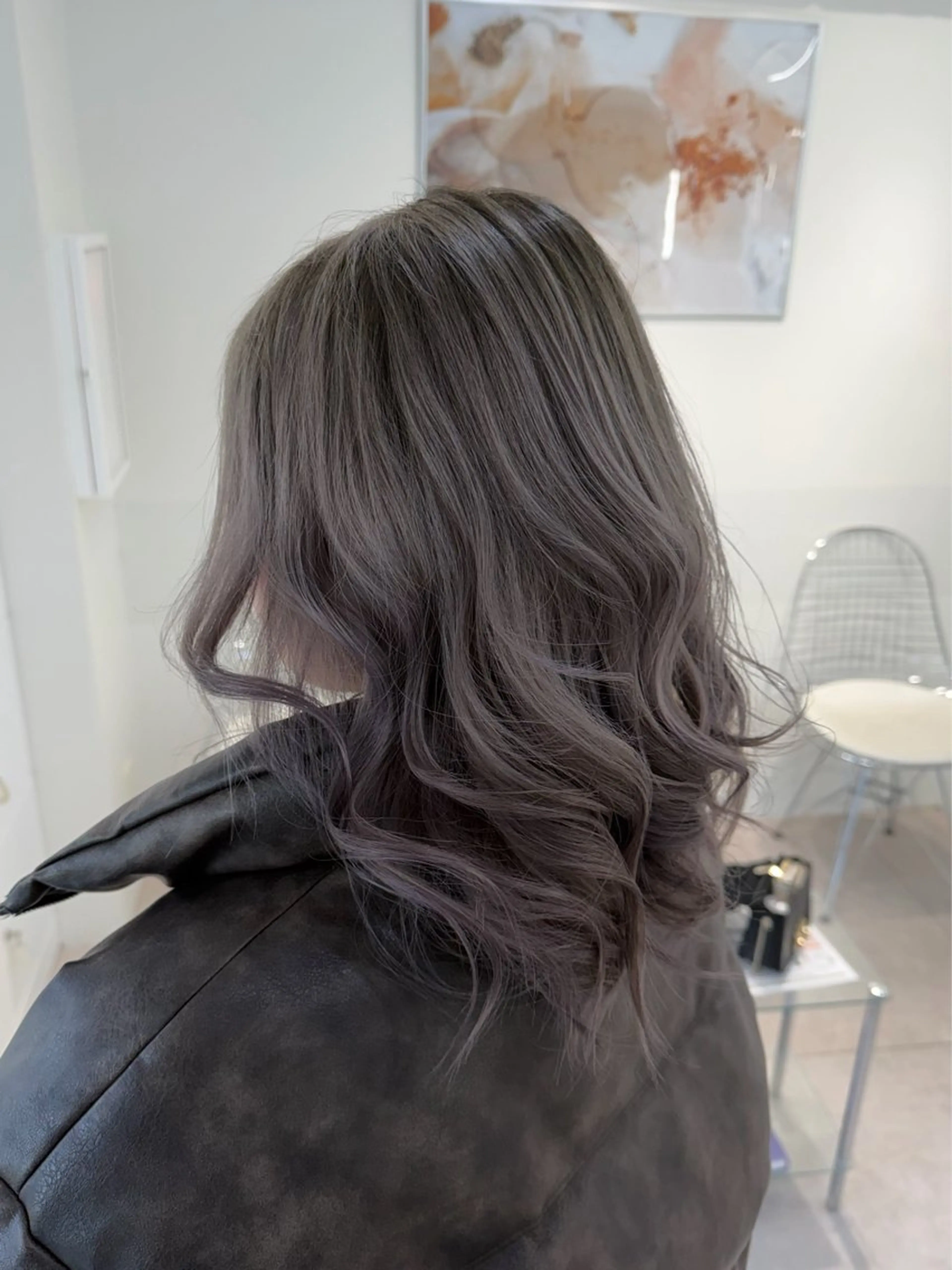 ミディアム カラー グレージュ ヘアカラー トリートメント 表参道/ハイライト バレイヤージュのヘアスタイル