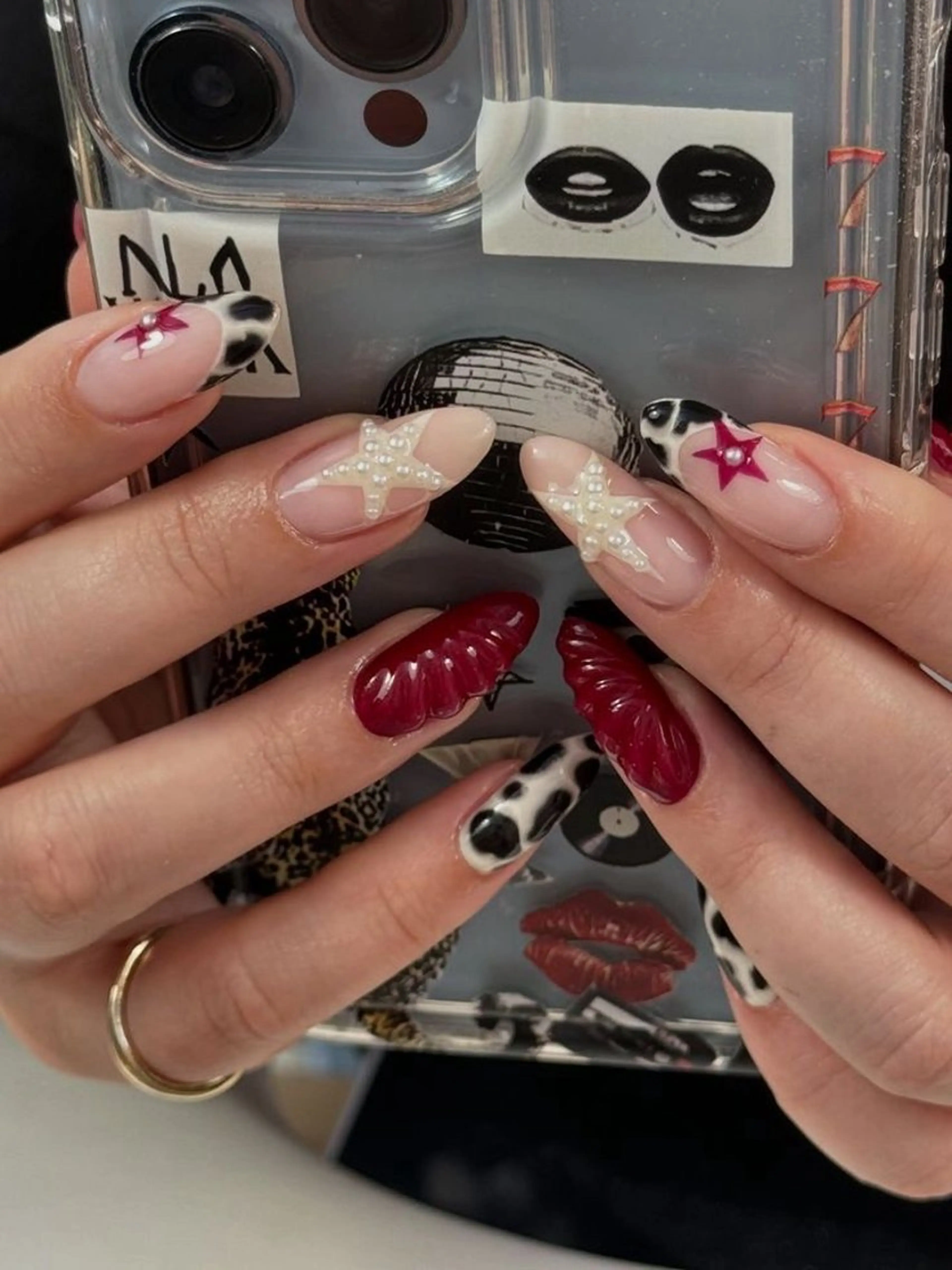 ネイル チークネイル クリアネイル ガーリー キラキラネイル 韓国ネイル Ume Nail Studioのネイルデザイン