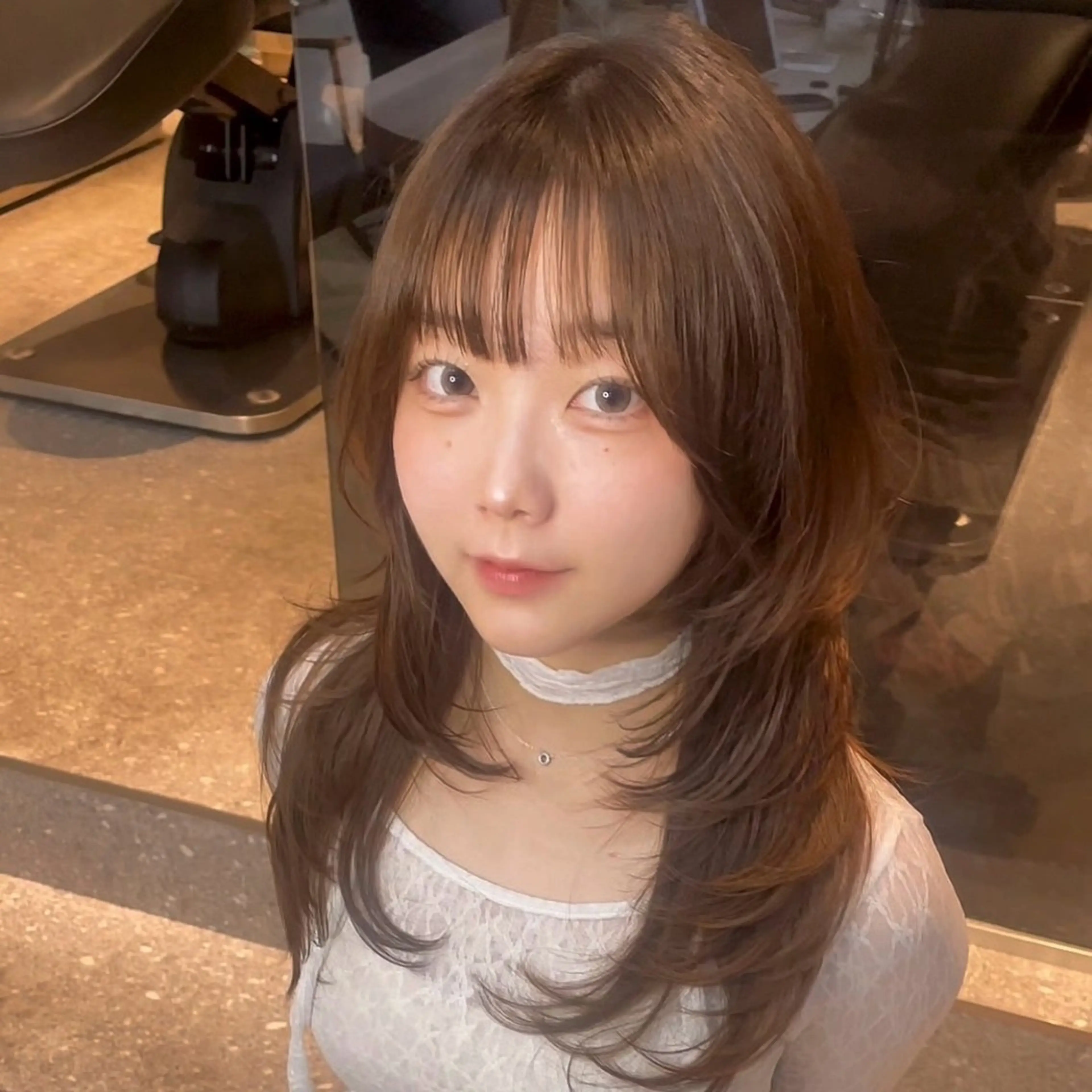 セミロング ケアカラー ハッシュカット ハイレイヤー 髪質改善 韓国風ヘア ハッシュカット🖤 レイヤー/透けカラーのヘアスタイル