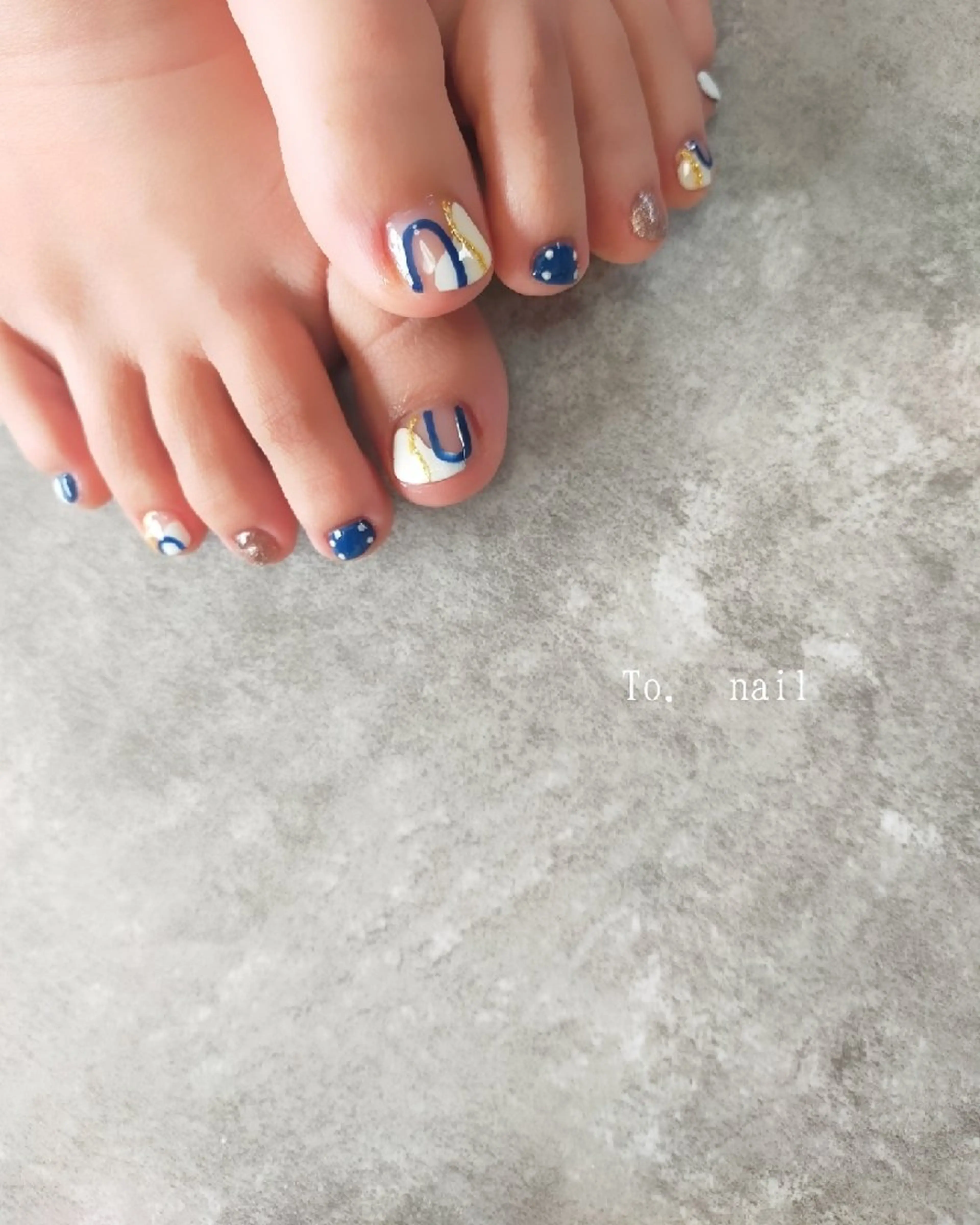 ネイル フットネイル To. nail （トゥ ネイル）のネイルデザイン