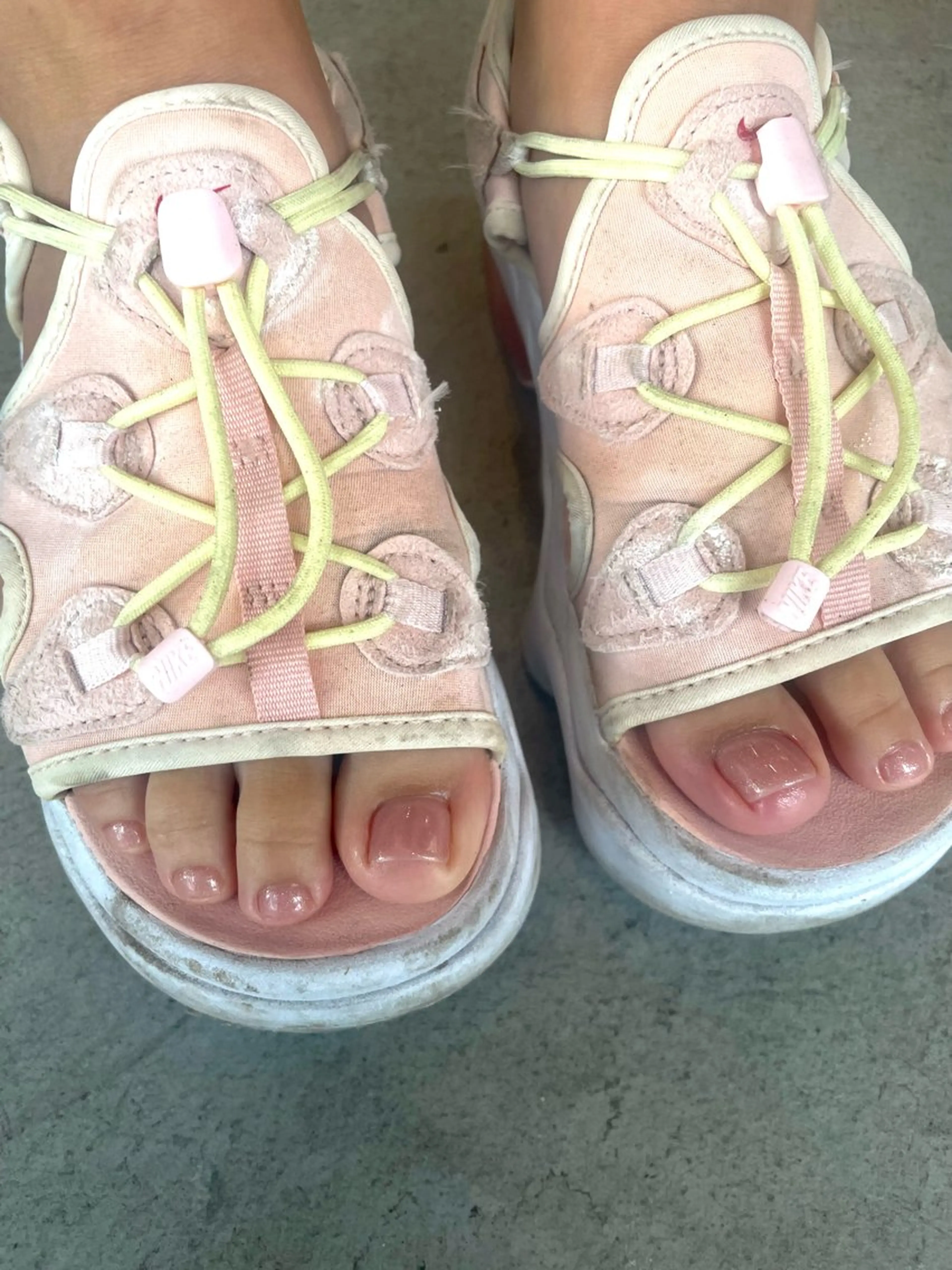 ネイル 桜ネイル ラメ(グリッター) ピンク the 25 Nail所属・tanaka 25nailのネイルデザイン