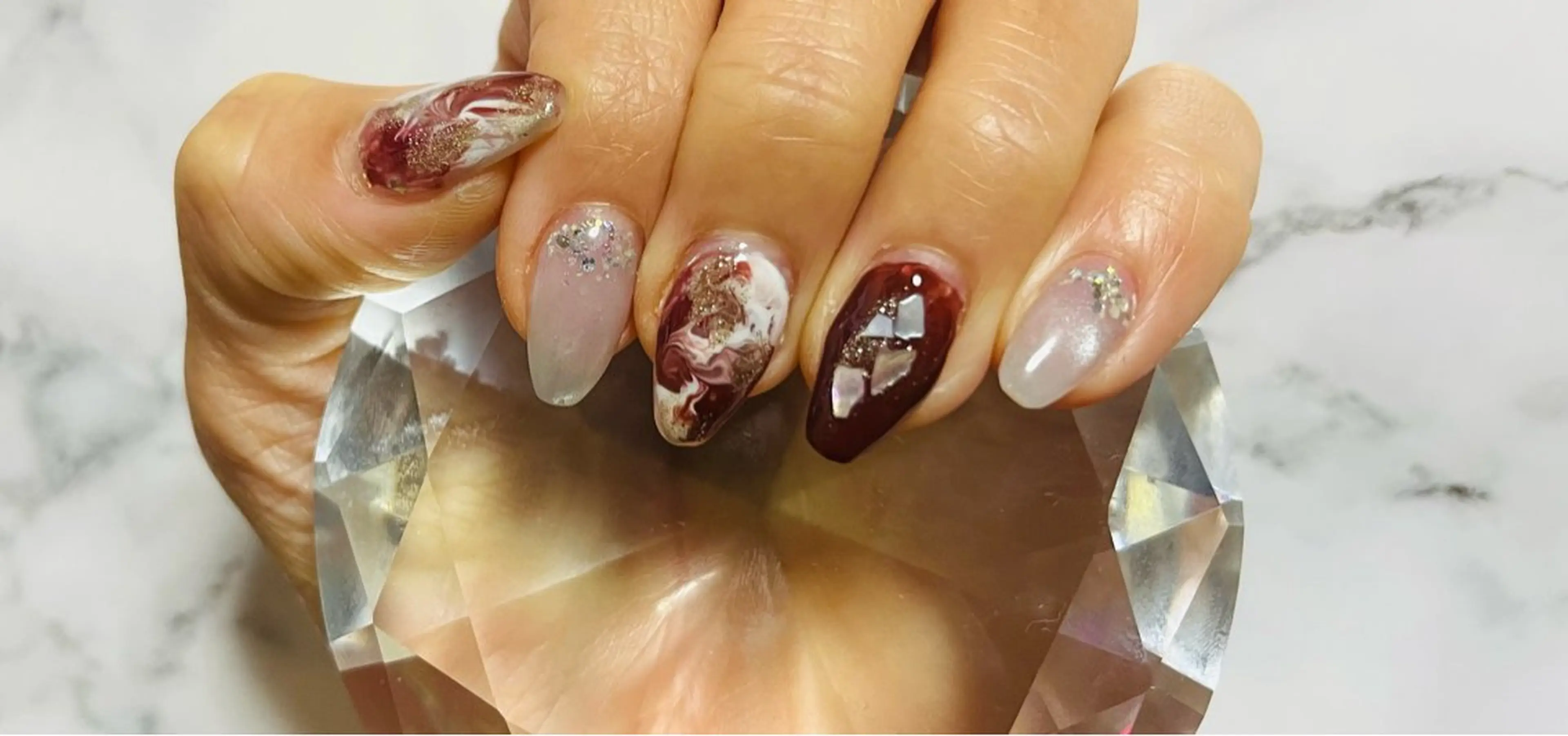 ネイル 大理石ネイル(マーブル) バレンタイン ハンドネイル Nail ecxia ／Reikaのネイルデザイン