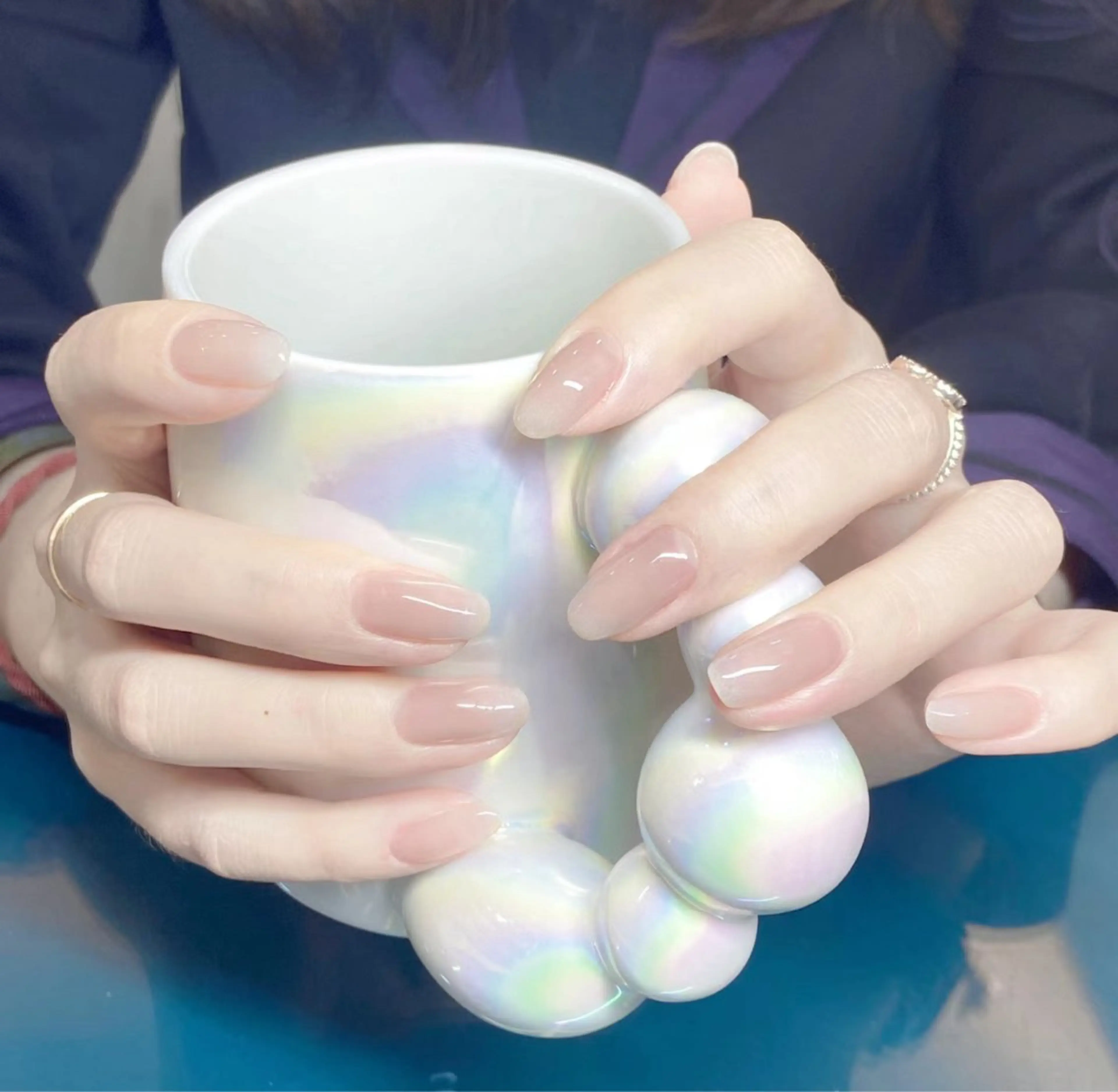 ネイル 長さ出し フットネイル フレンチネイル ジェルネイル ガラスフレンチ ハンドネイル ハンドケア シン アモンのネイルデザイン